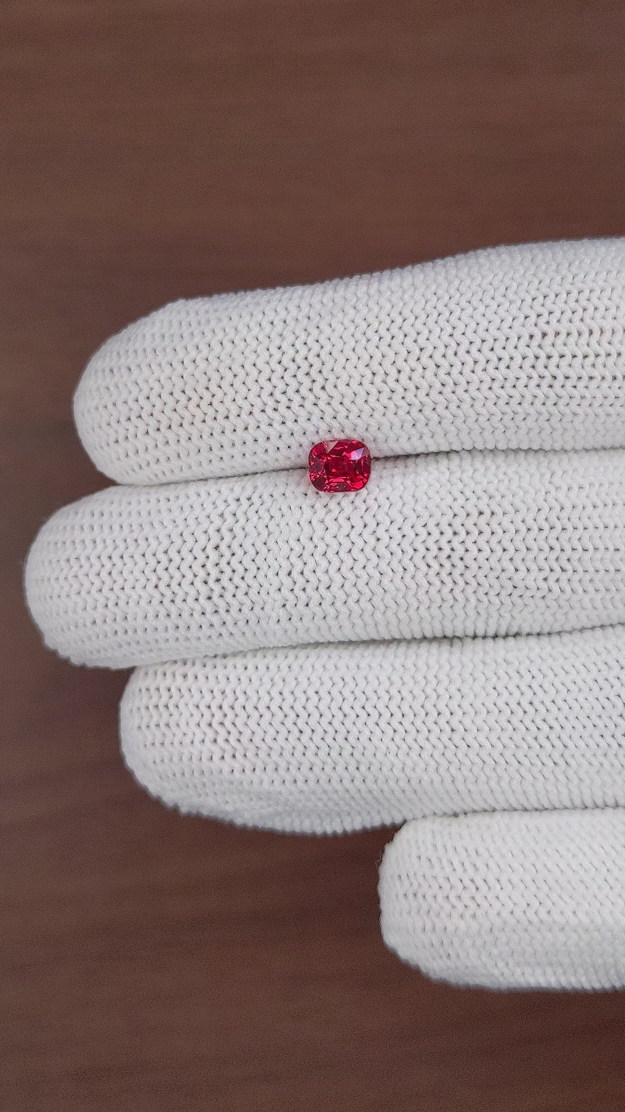 0.94 Ct. Spinel from Burma (Myanmar) Size Video