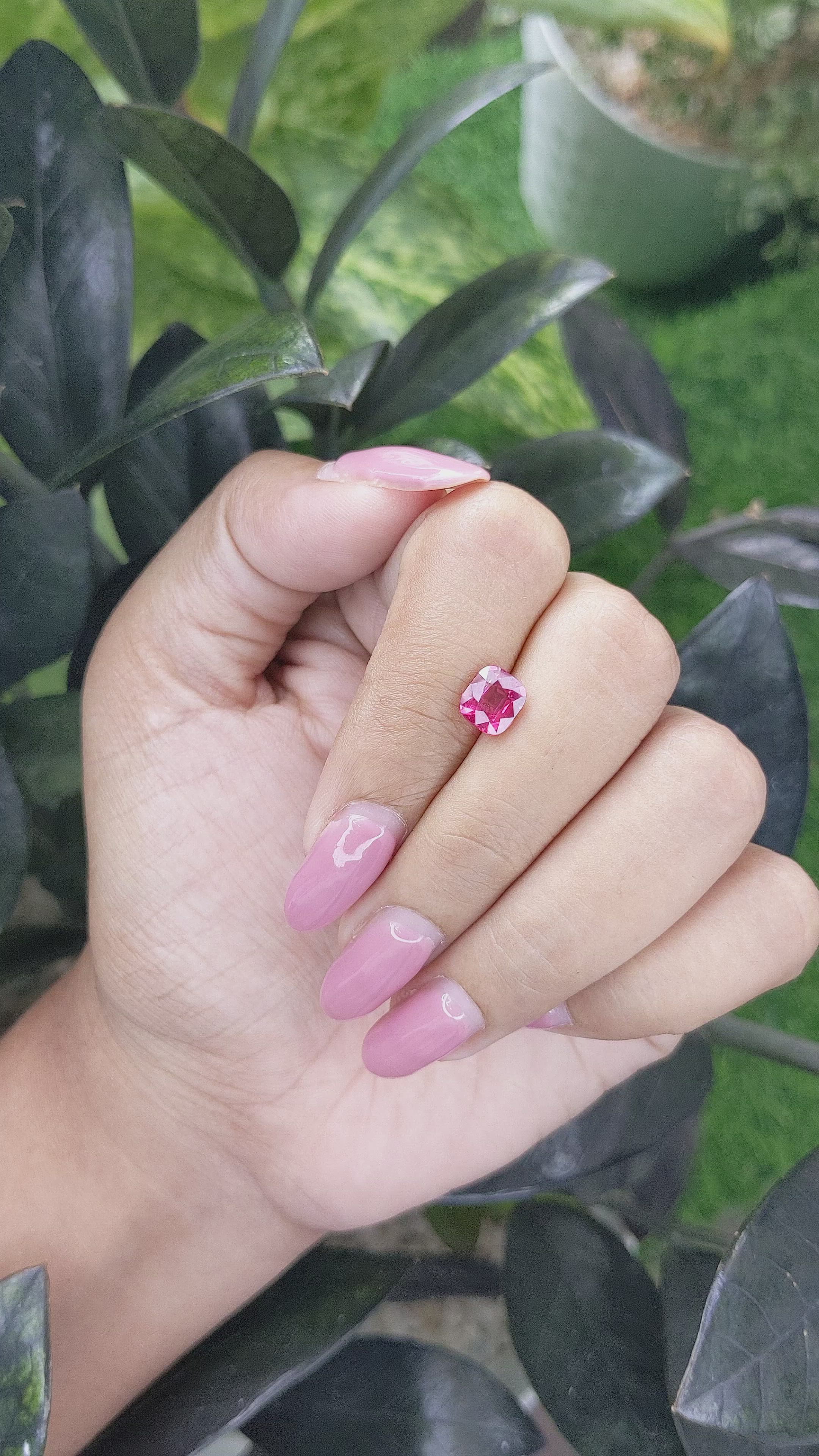 1.40 Ct. Spinel from Burma (Myanmar) Size Video