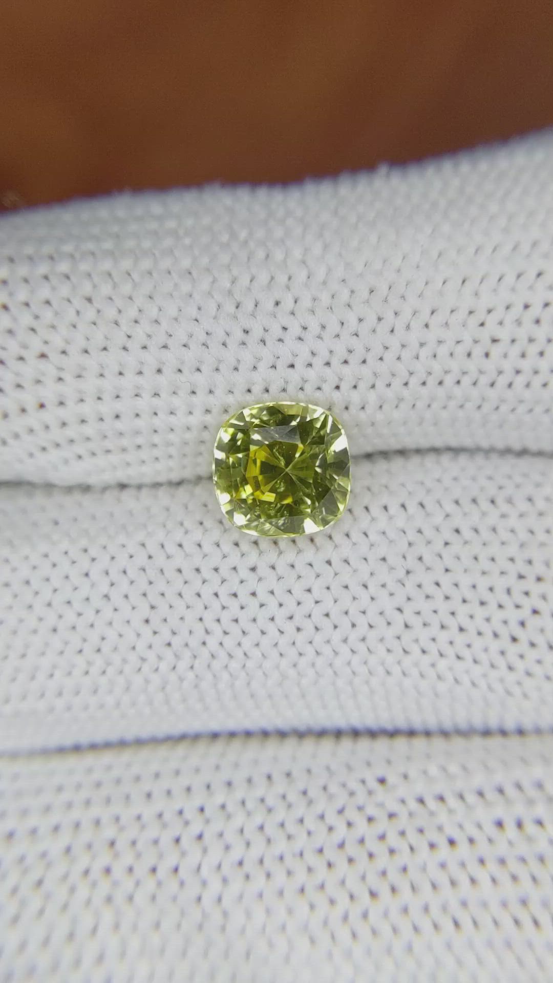 2.61 Ct. Chrysoberyl from Ceylon (Sri Lanka) Size Video