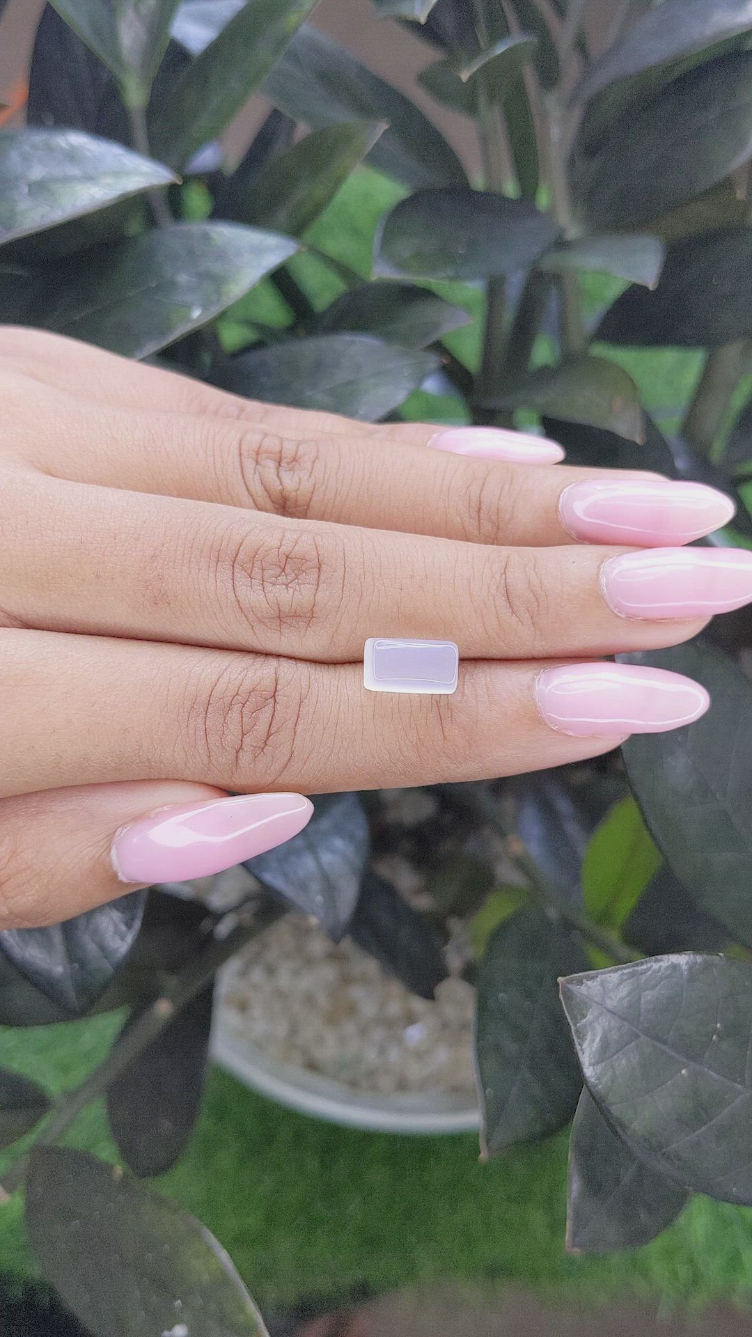 3.23 Ct. Cabochon Moonstone from Ceylon (Sri Lanka) Size Video