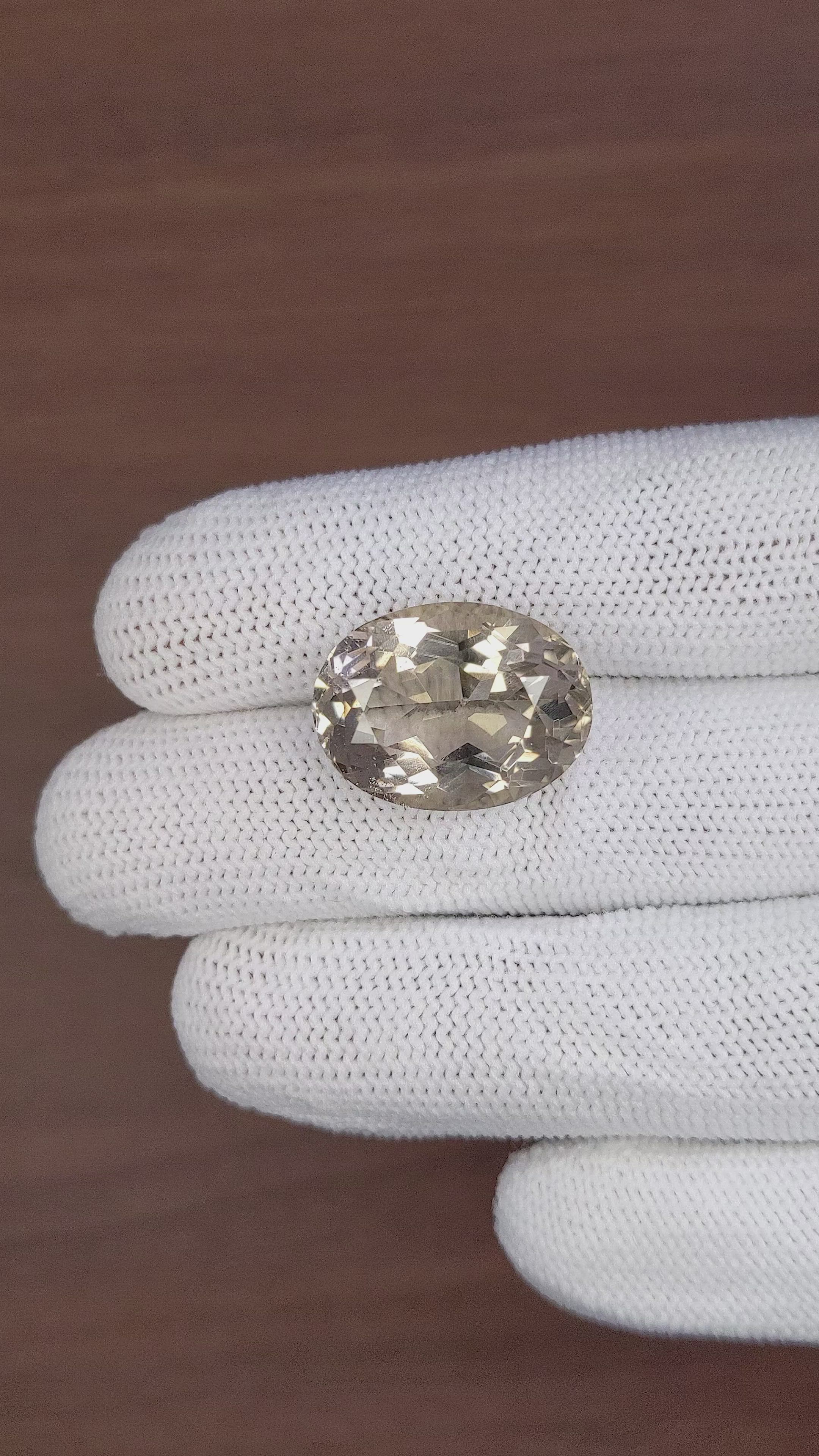 20.50 Ct. Smokey Quartz from Ceylon (Sri Lanka) Size Video