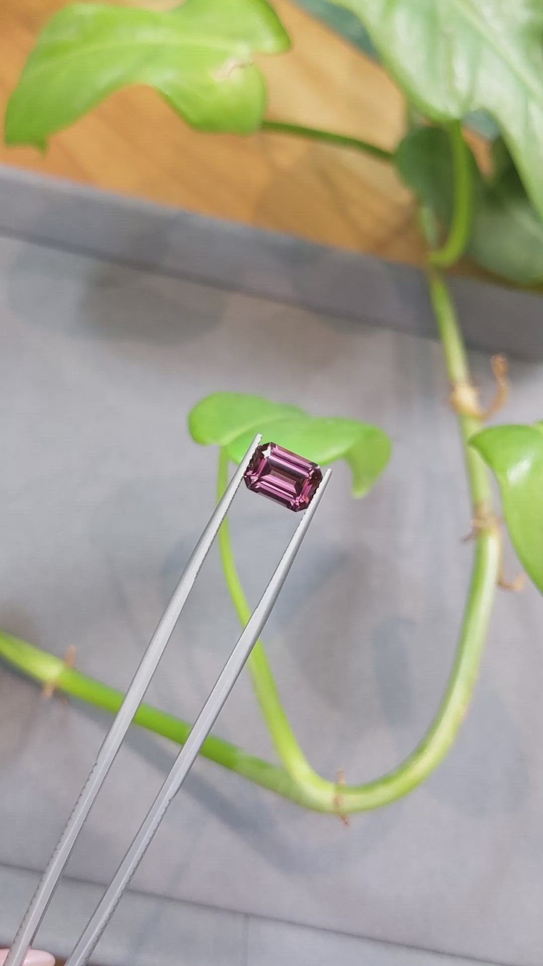 2.60 Ct. Spinel from Burma (Myanmar) Size Video