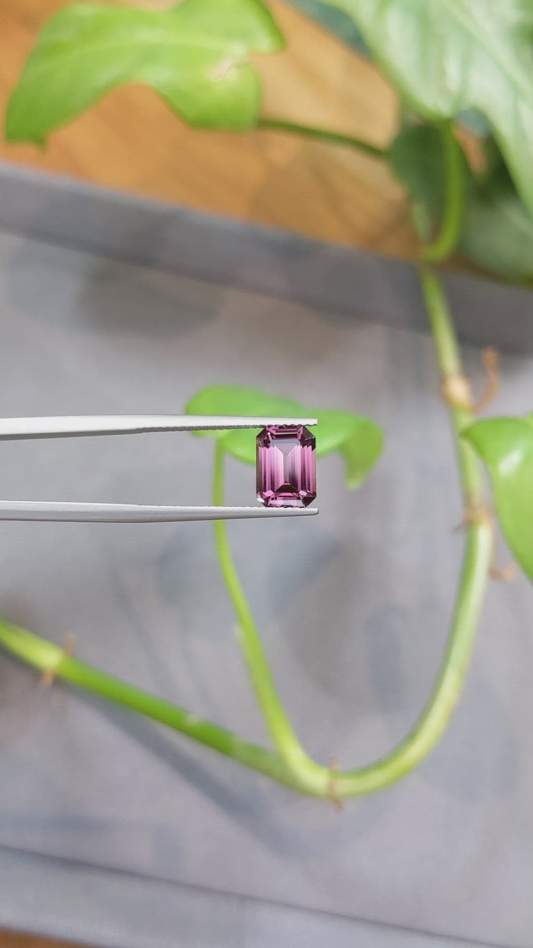 2.60 Ct. Spinel from Burma (Myanmar) Size Video