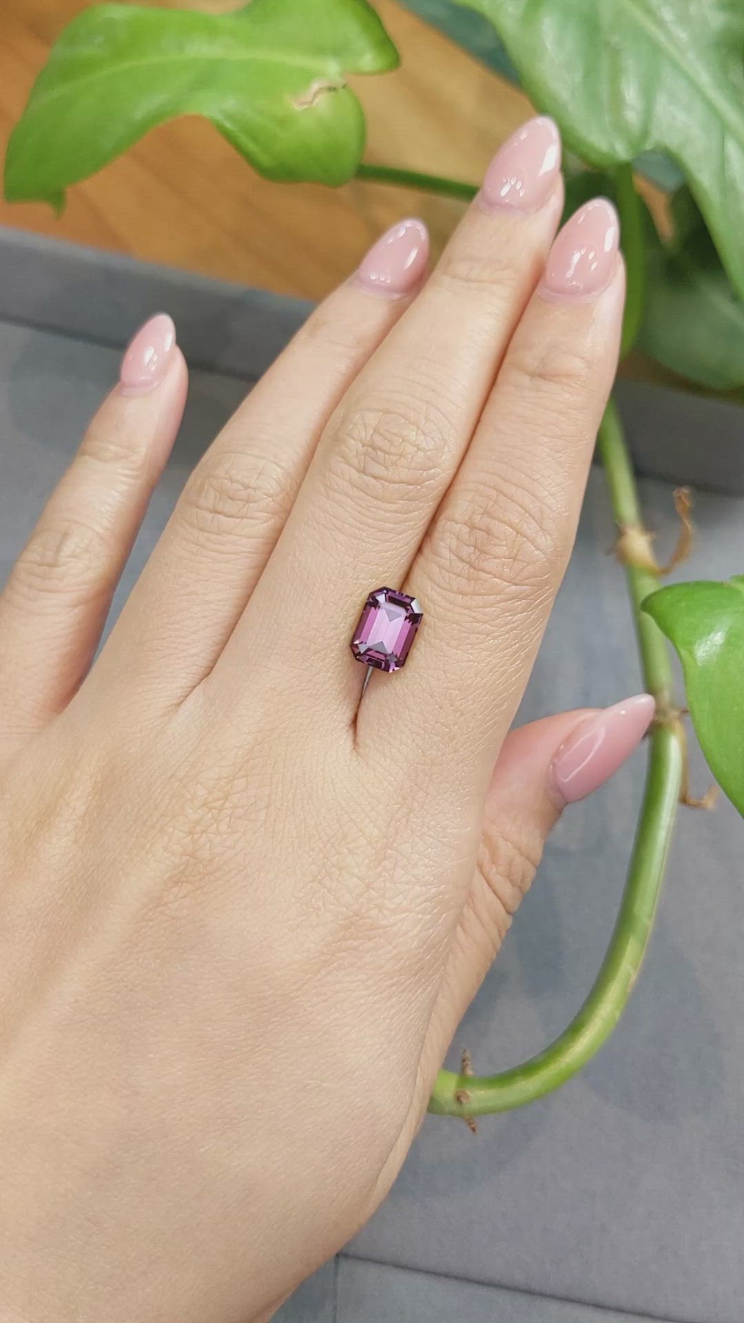 3.07 Ct. Spinel from Burma (Myanmar) Size Video