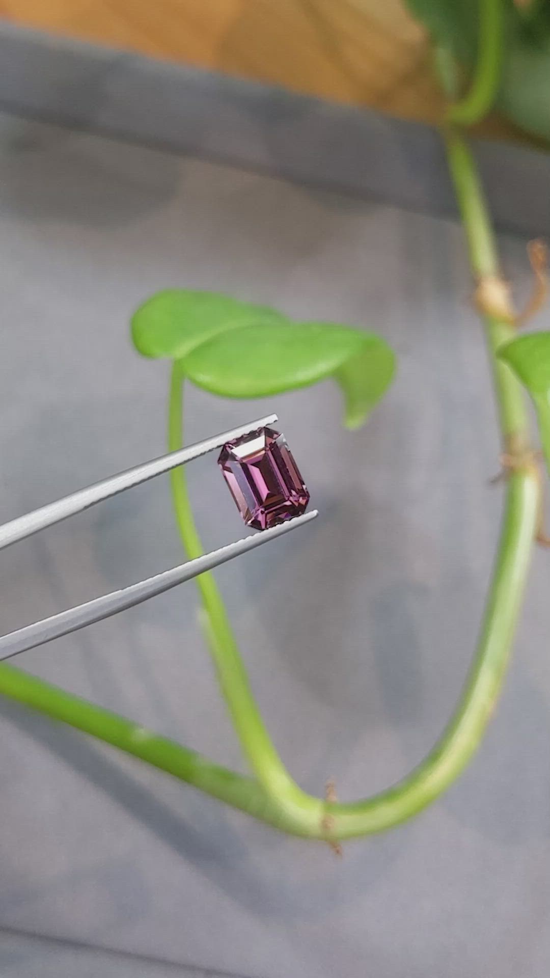 3.07 Ct. Spinel from Burma (Myanmar) Size Video