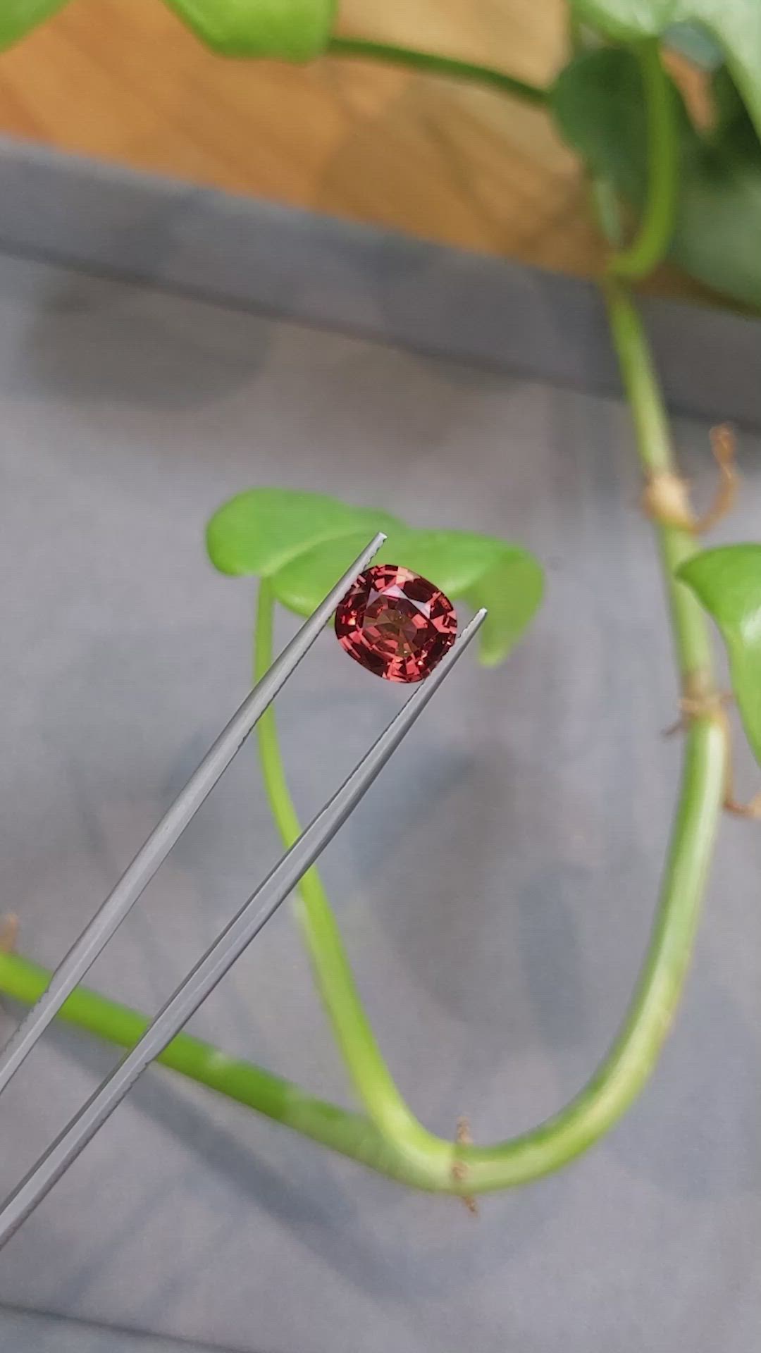2.66 Ct. Spinel from Burma (Myanmar) Size Video