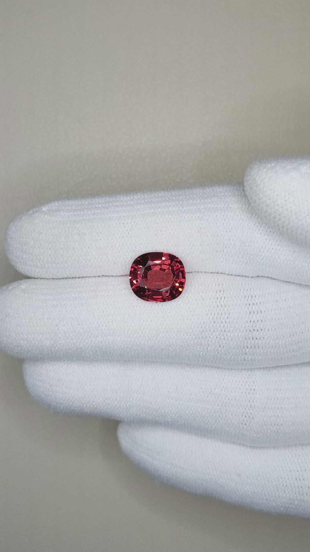 2.66 Ct. Spinel from Burma (Myanmar) Size Video