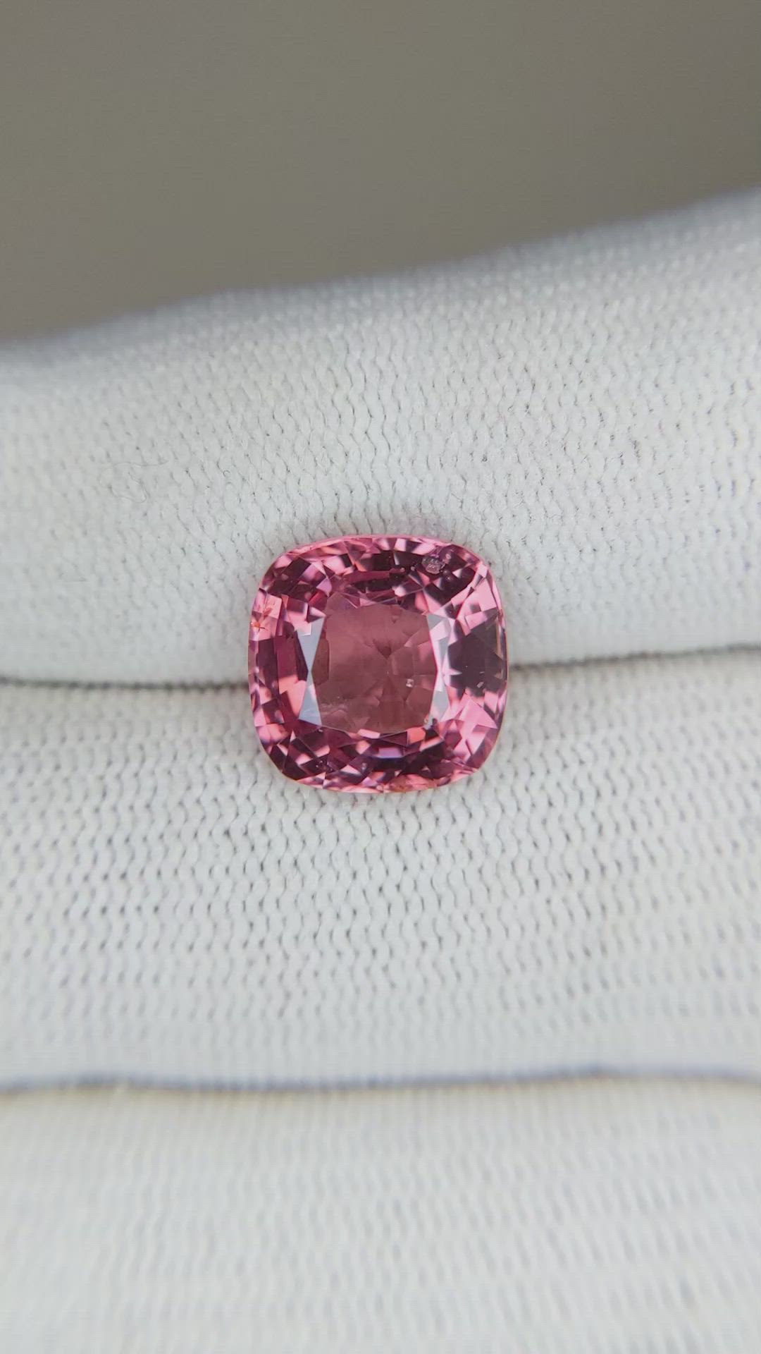 5.62 Ct. Spinel from Burma (Myanmar) Size Video