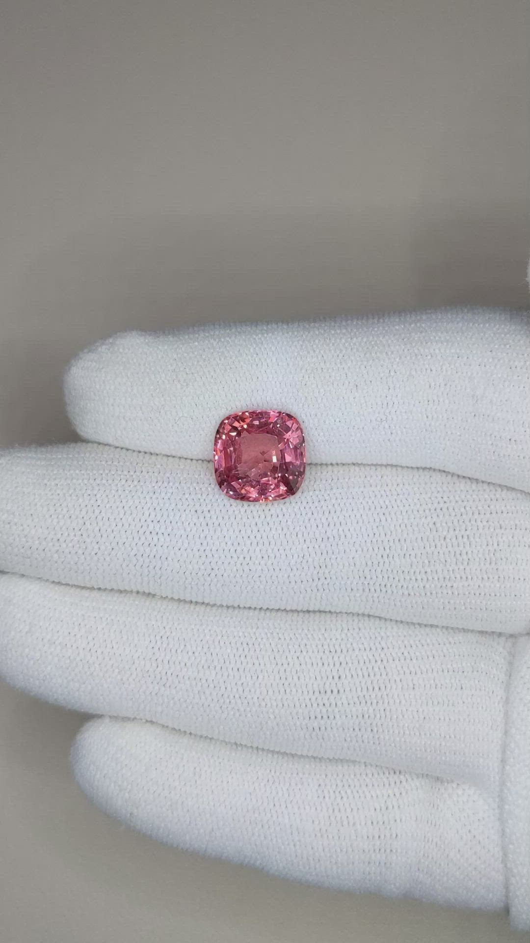 5.62 Ct. Spinel from Burma (Myanmar) Size Video