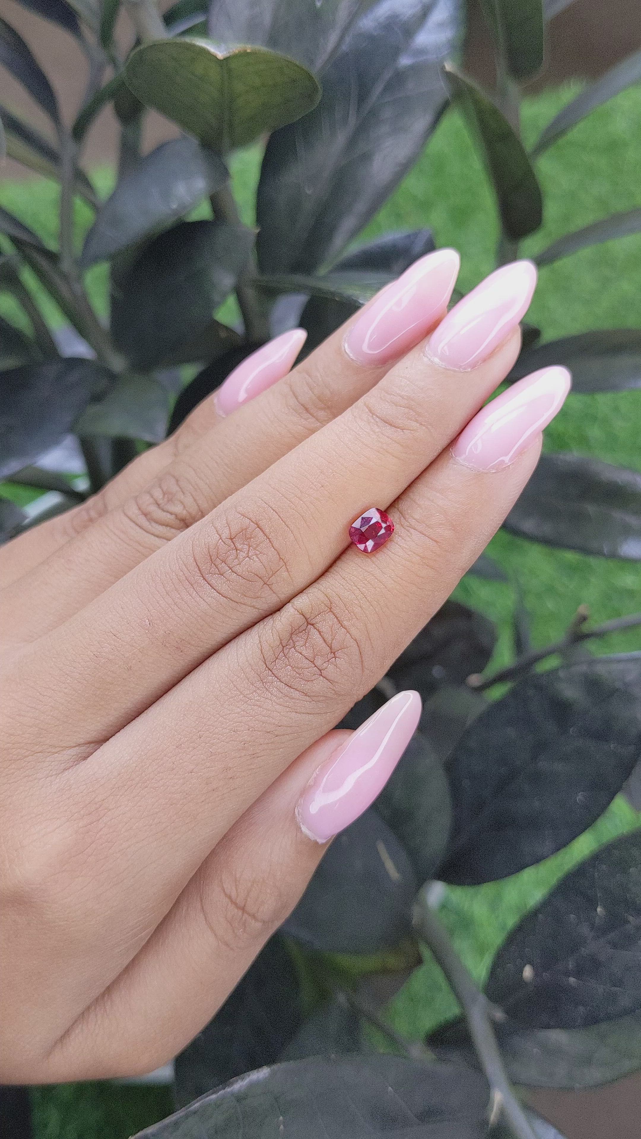 0.94 Ct. Spinel from Burma (Myanmar) Size Video