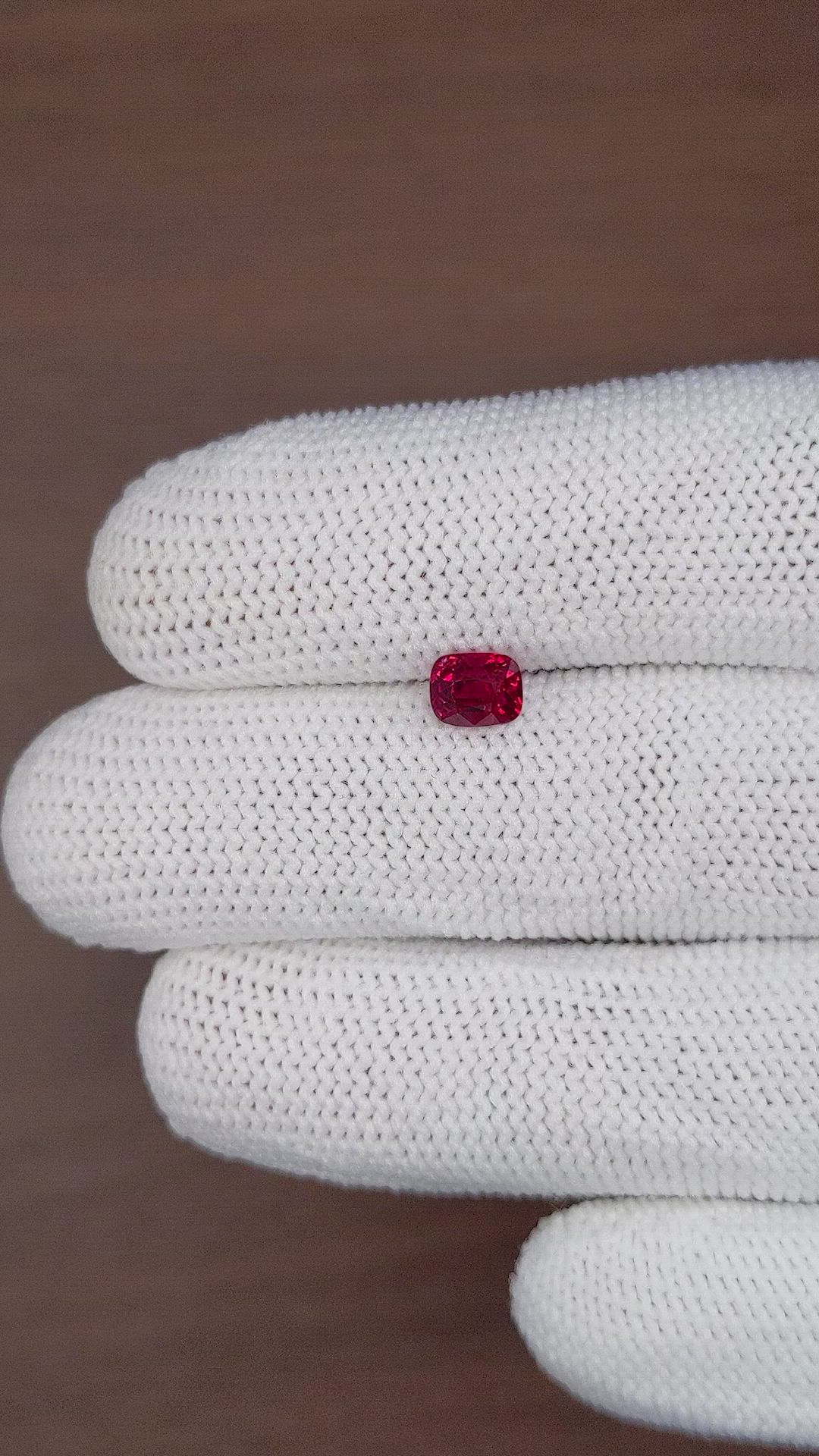0.94 Ct. Spinel from Burma (Myanmar) Size Video
