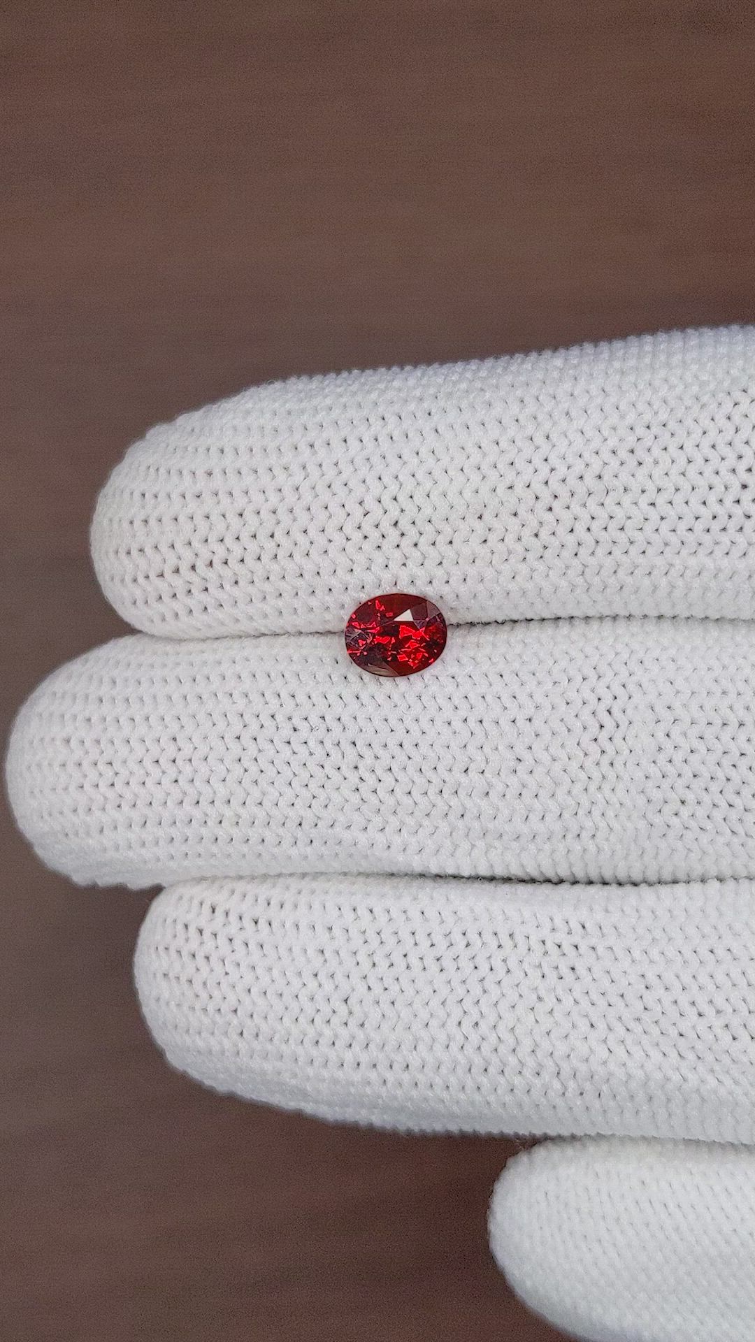 1.03 Ct. Spinel from Burma (Myanmar) Size Video
