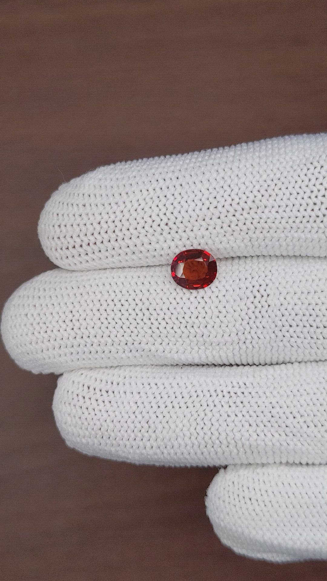 1.15 Ct. Spinel from Burma (Myanmar) Size Video