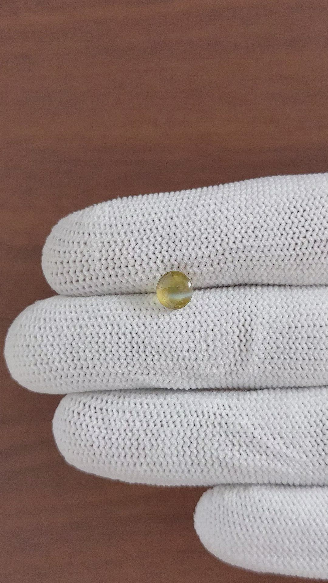 1.51 Ct. Cabochon Chrysoberyl from Ceylon (Sri Lanka) Size Video