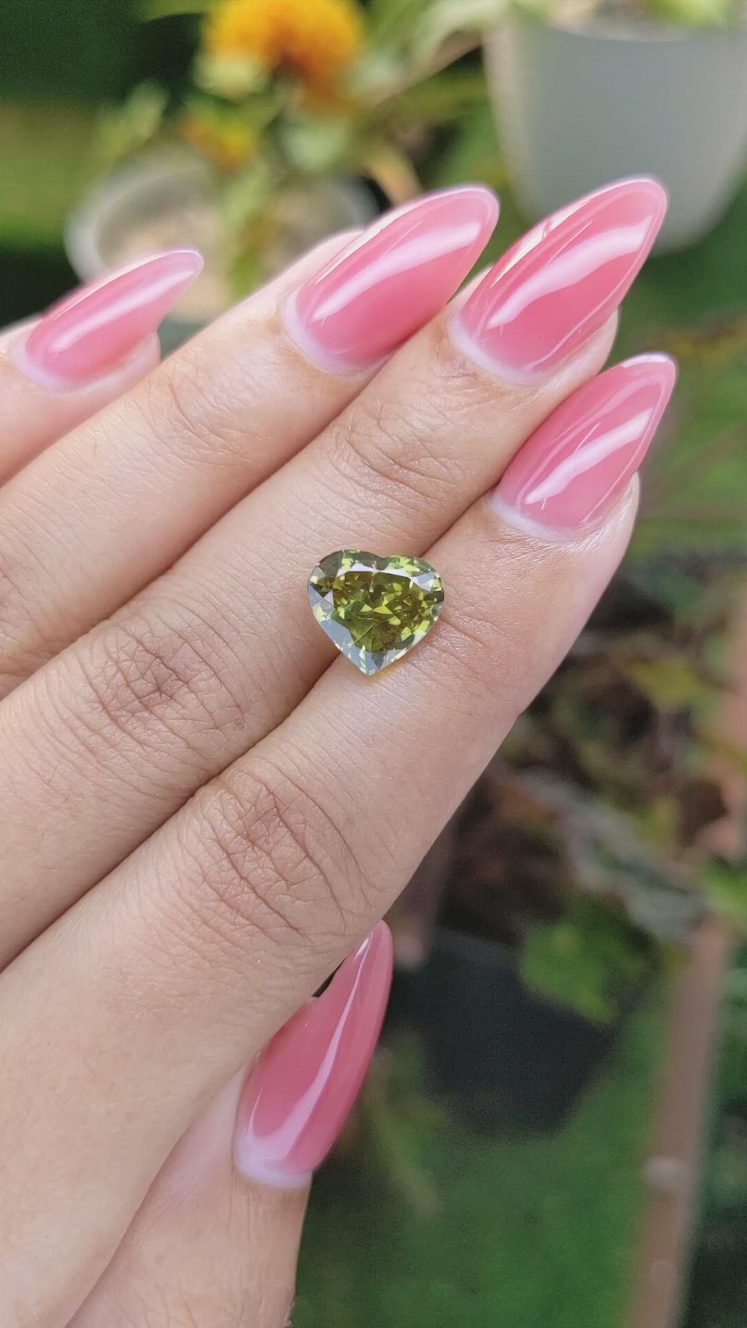 3.51 Ct. Alexandrite from Ceylon (Sri Lanka) Size Video