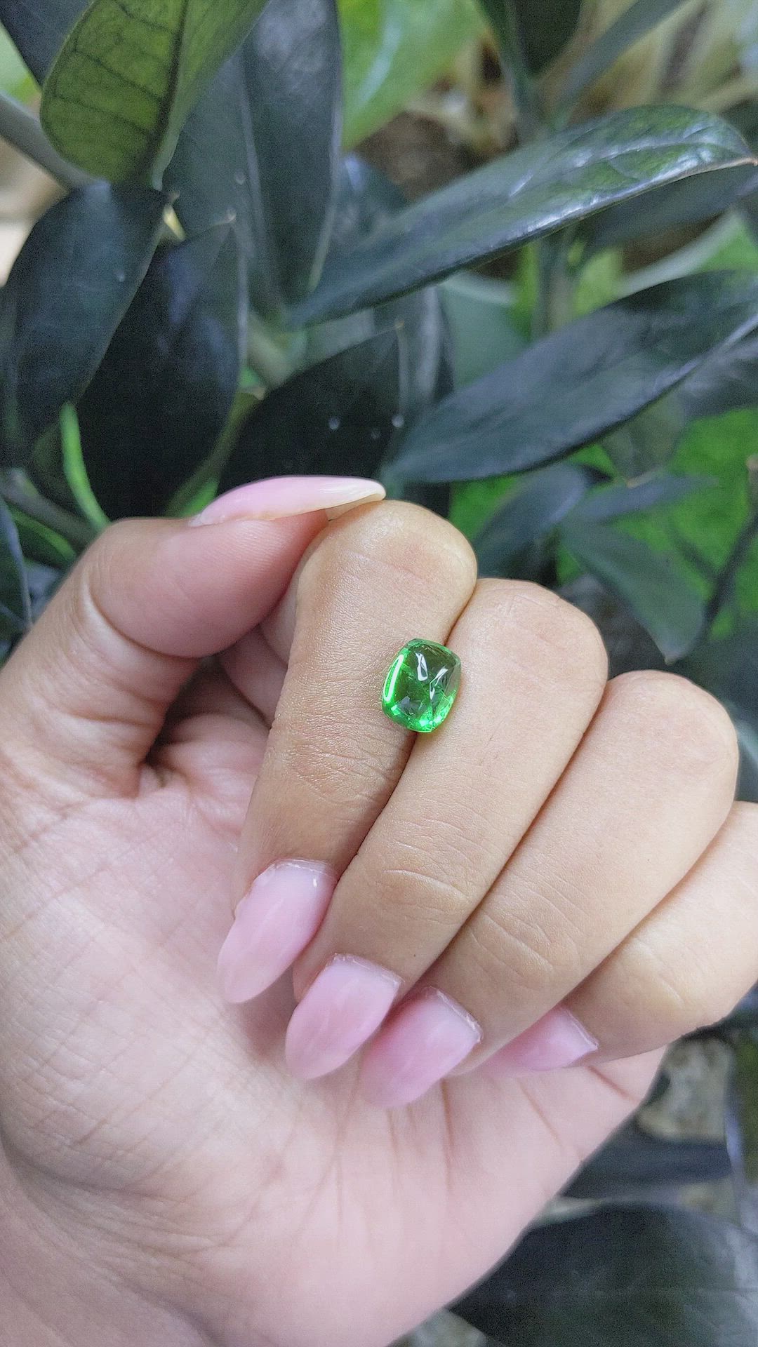 3.15 Ct. Cabochon Tsavorite Garnet from Tanzania Size Video