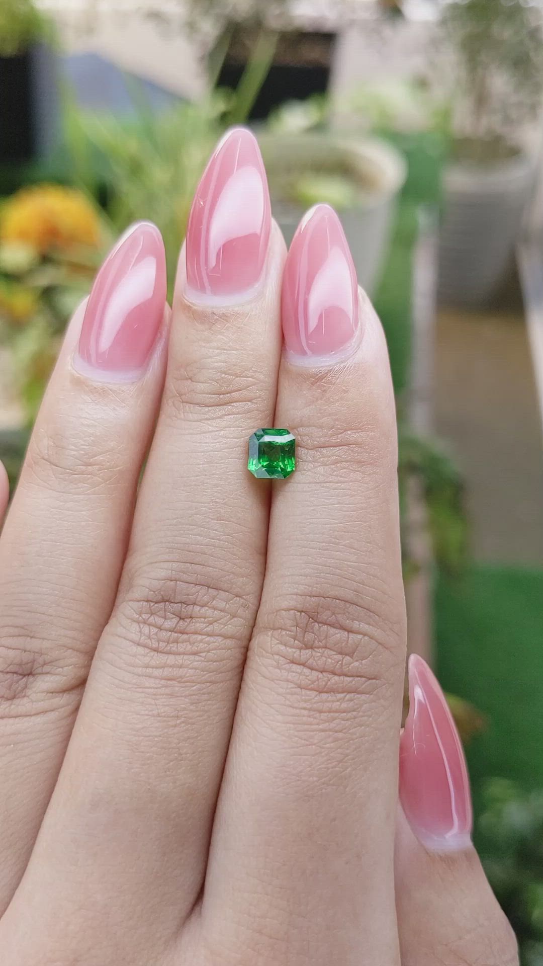 1.02 Ct. Tsavorite Garnet from Tanzania Size Video