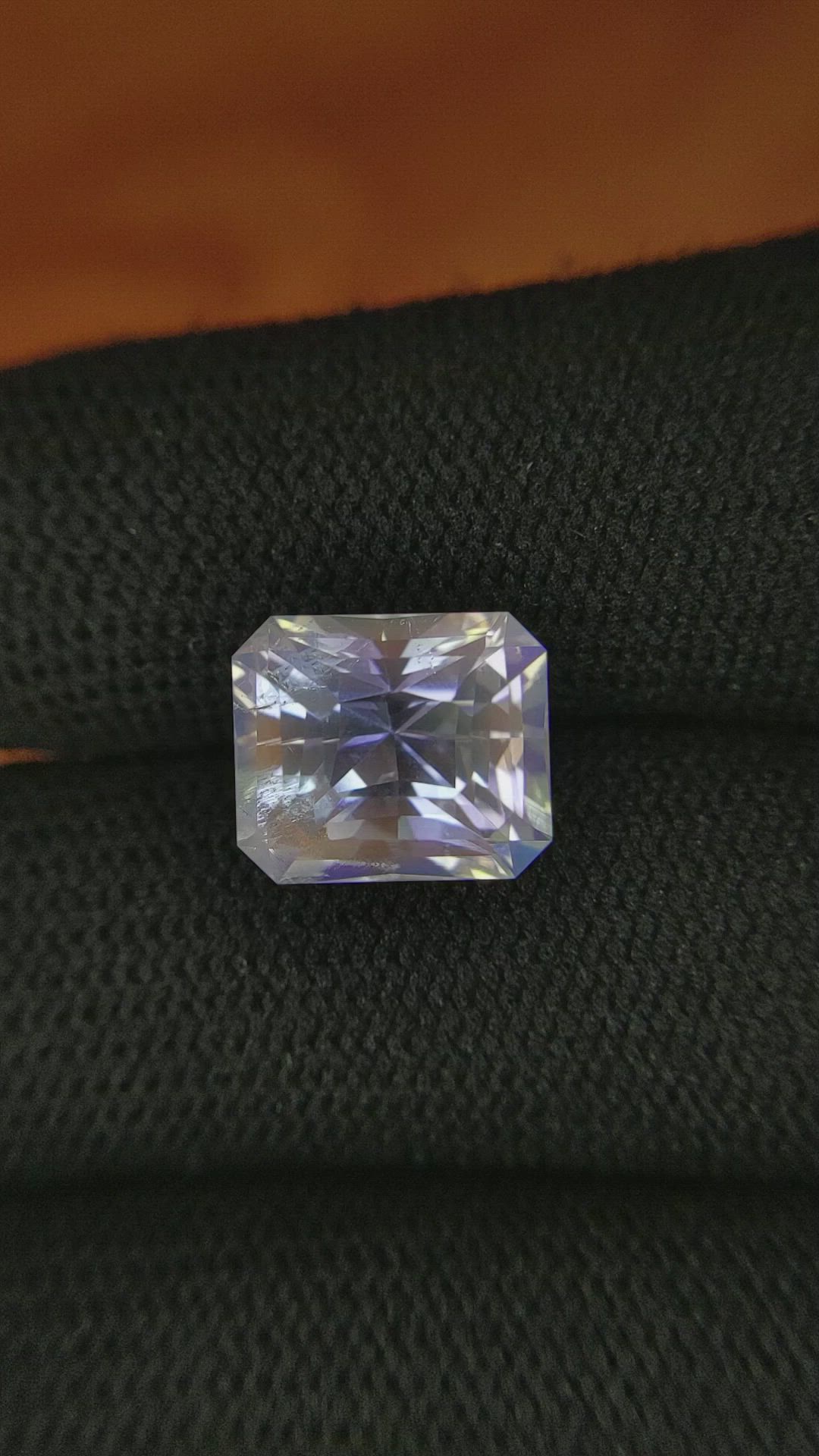 5.80 Ct. Moonstone from Ceylon (Sri Lanka) Size Video