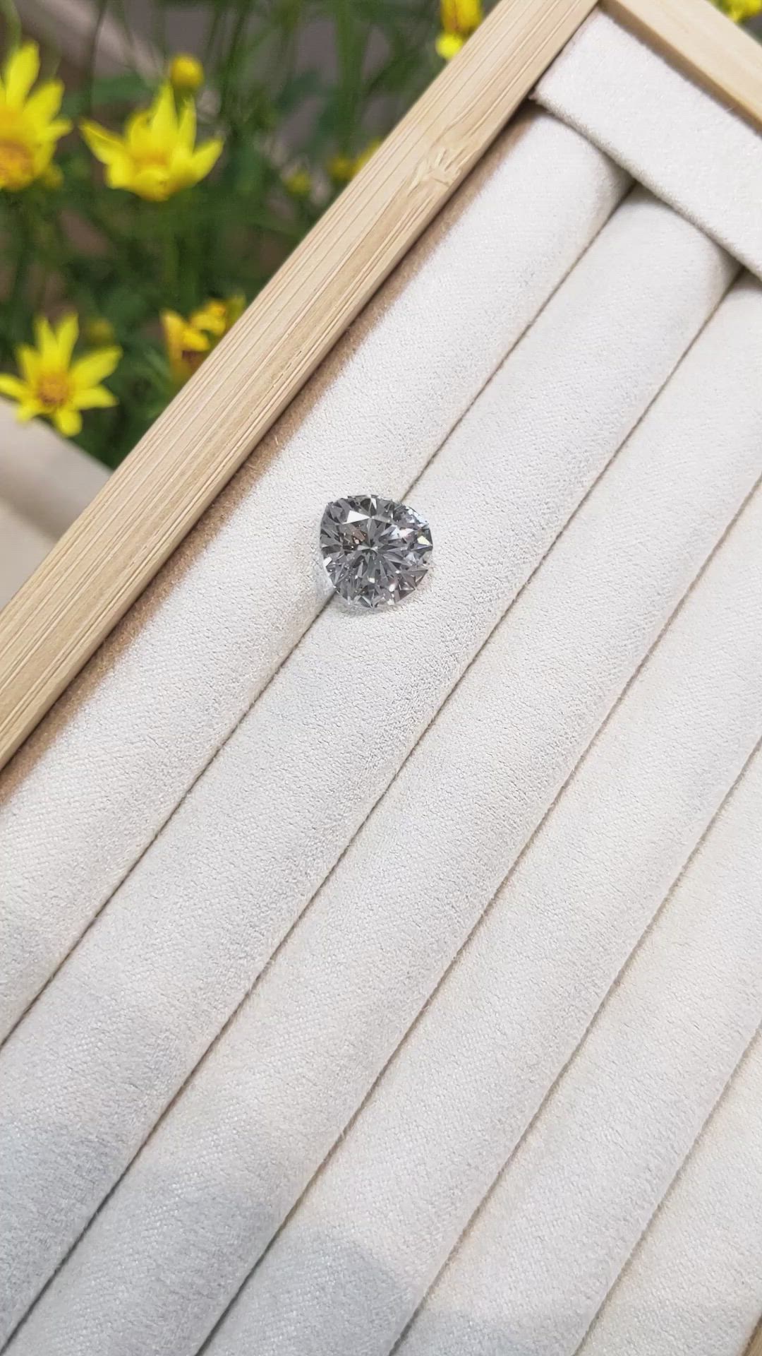 6.57 Ct. Topaz from Nigeria Size Video