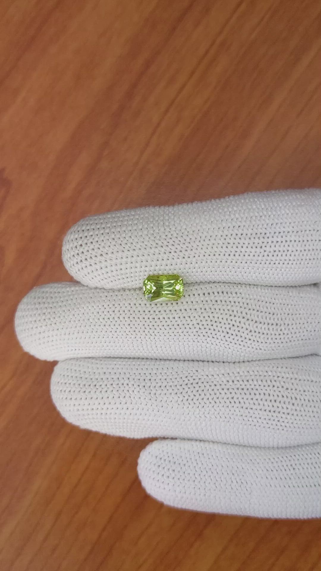 1.72 Ct. Chrysoberyl from Ceylon (Sri Lanka) Size Video