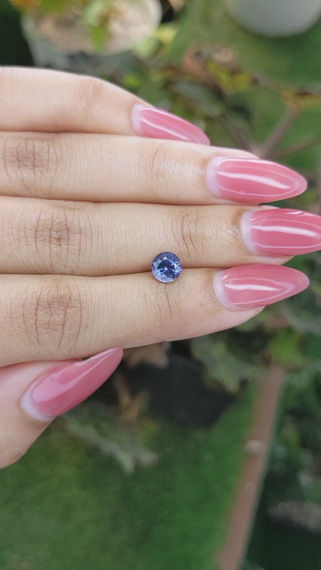 1.00 Ct. Spinel from Ceylon (Sri Lanka) Size Video