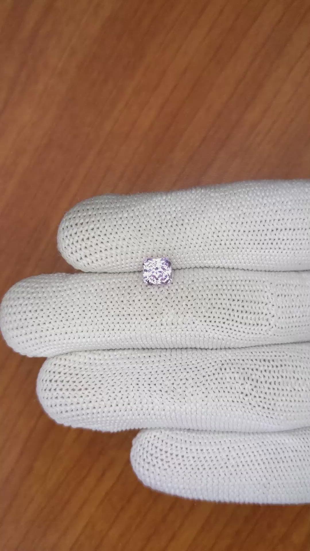 1.20 Ct. Spinel from Ceylon (Sri Lanka) Size Video
