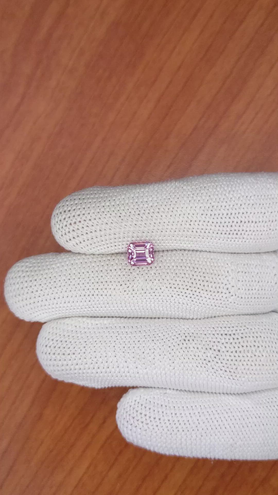 1.18 Ct. Spinel from Ceylon (Sri Lanka) Size Video
