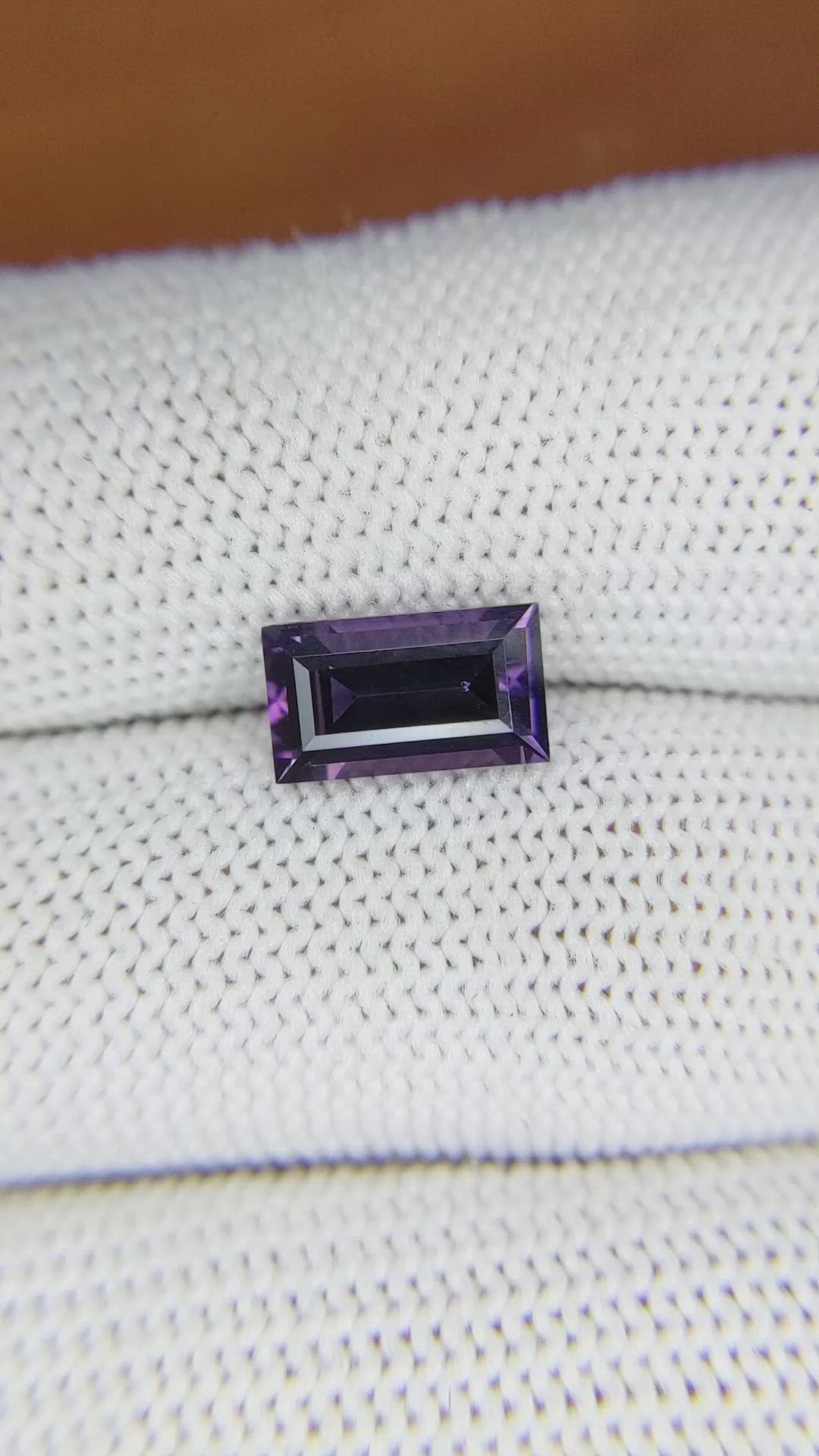2.02 Ct. Spinel from Ceylon (Sri Lanka) Size Video