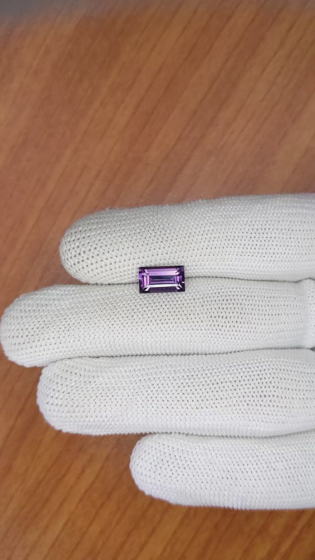 2.02 Ct. Spinel from Ceylon (Sri Lanka) Size Video
