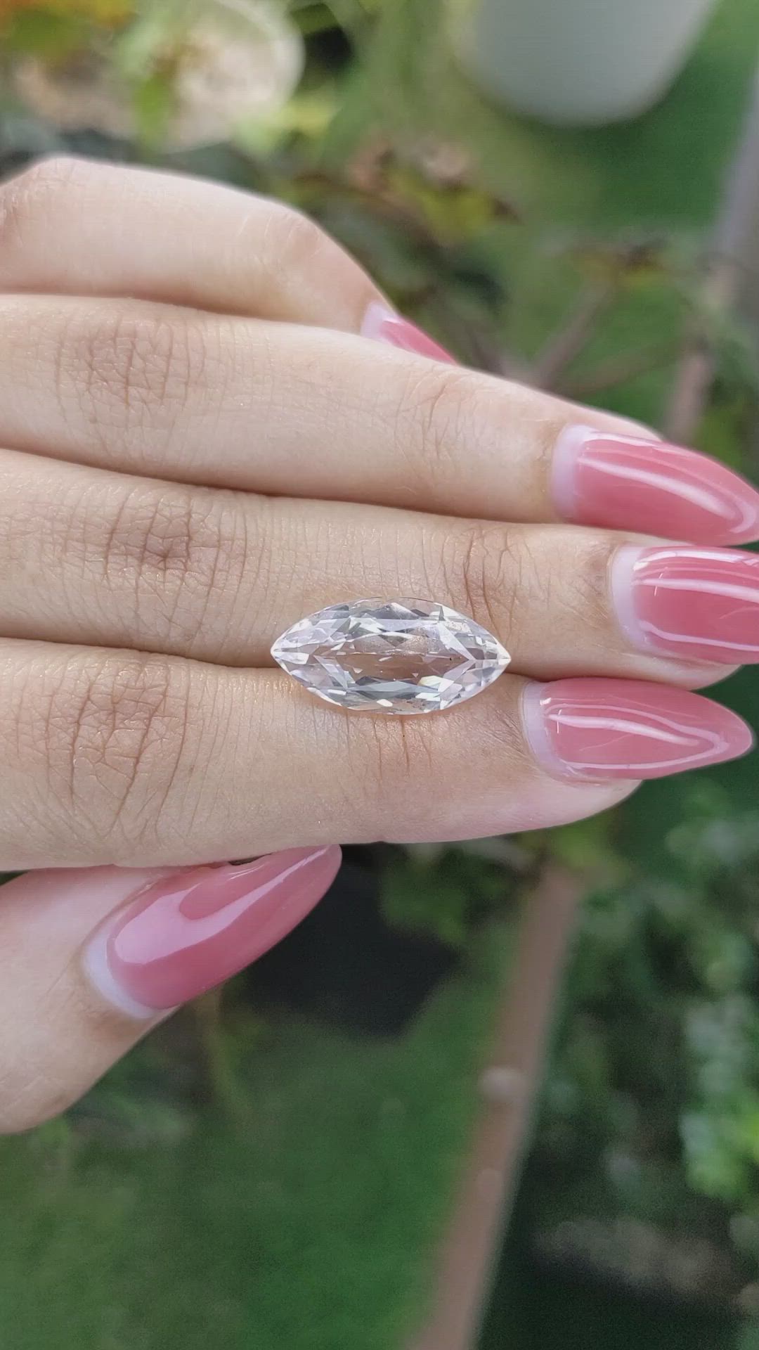 8.23 Ct. Topaz from Ceylon (Sri Lanka) Size Video