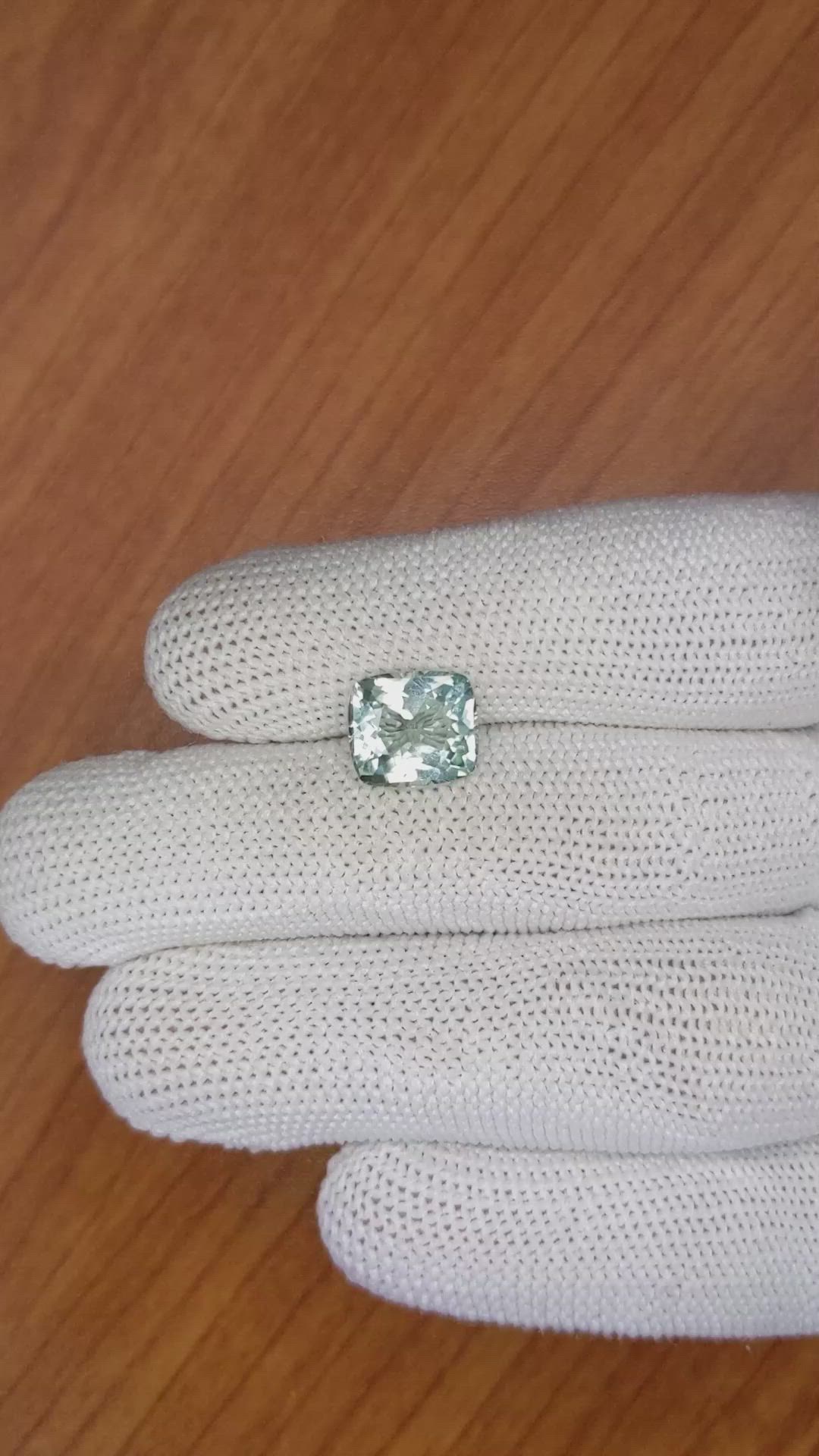 2.85 Ct. Beryl from Ceylon (Sri Lanka) Size Video