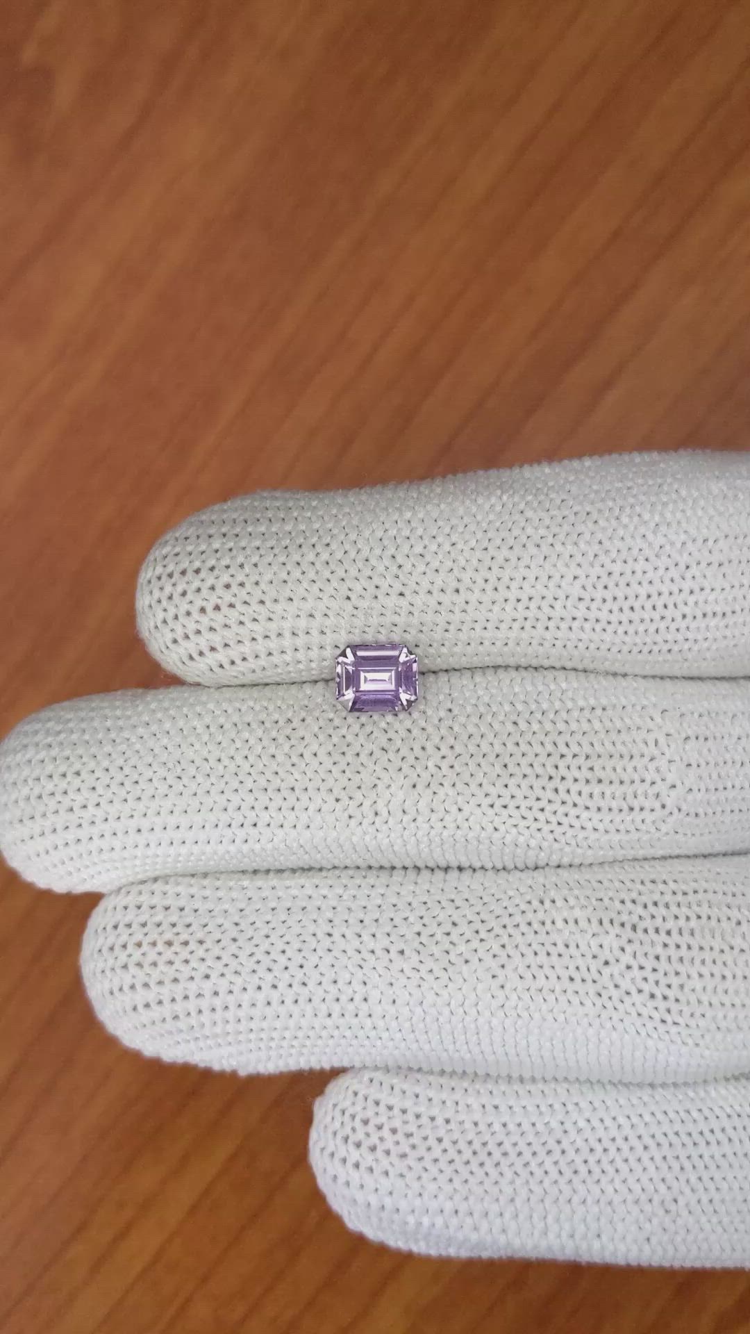 1.26 Ct. Spinel from Ceylon (Sri Lanka) Size Video