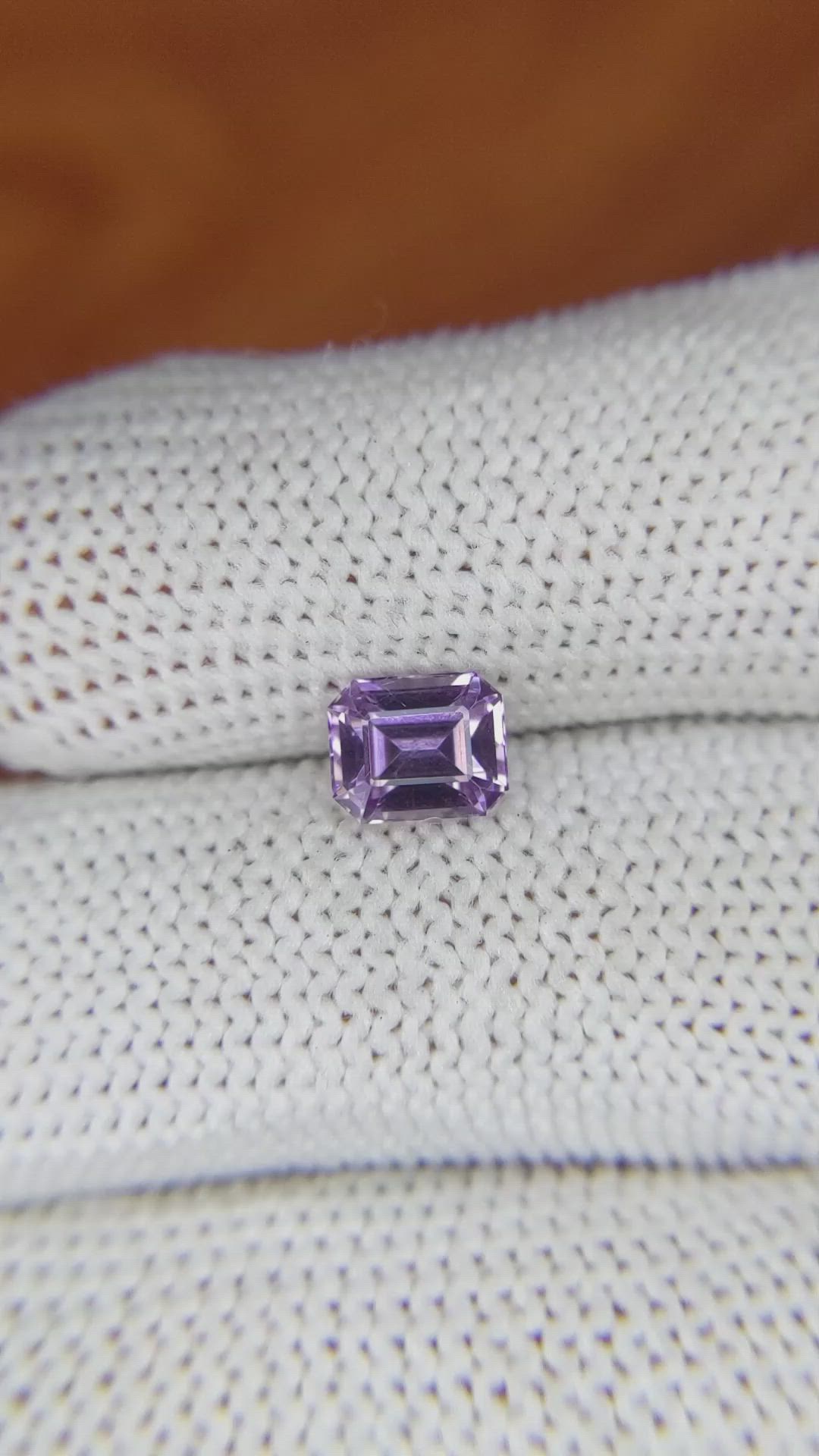 1.26 Ct. Spinel from Ceylon (Sri Lanka) Size Video