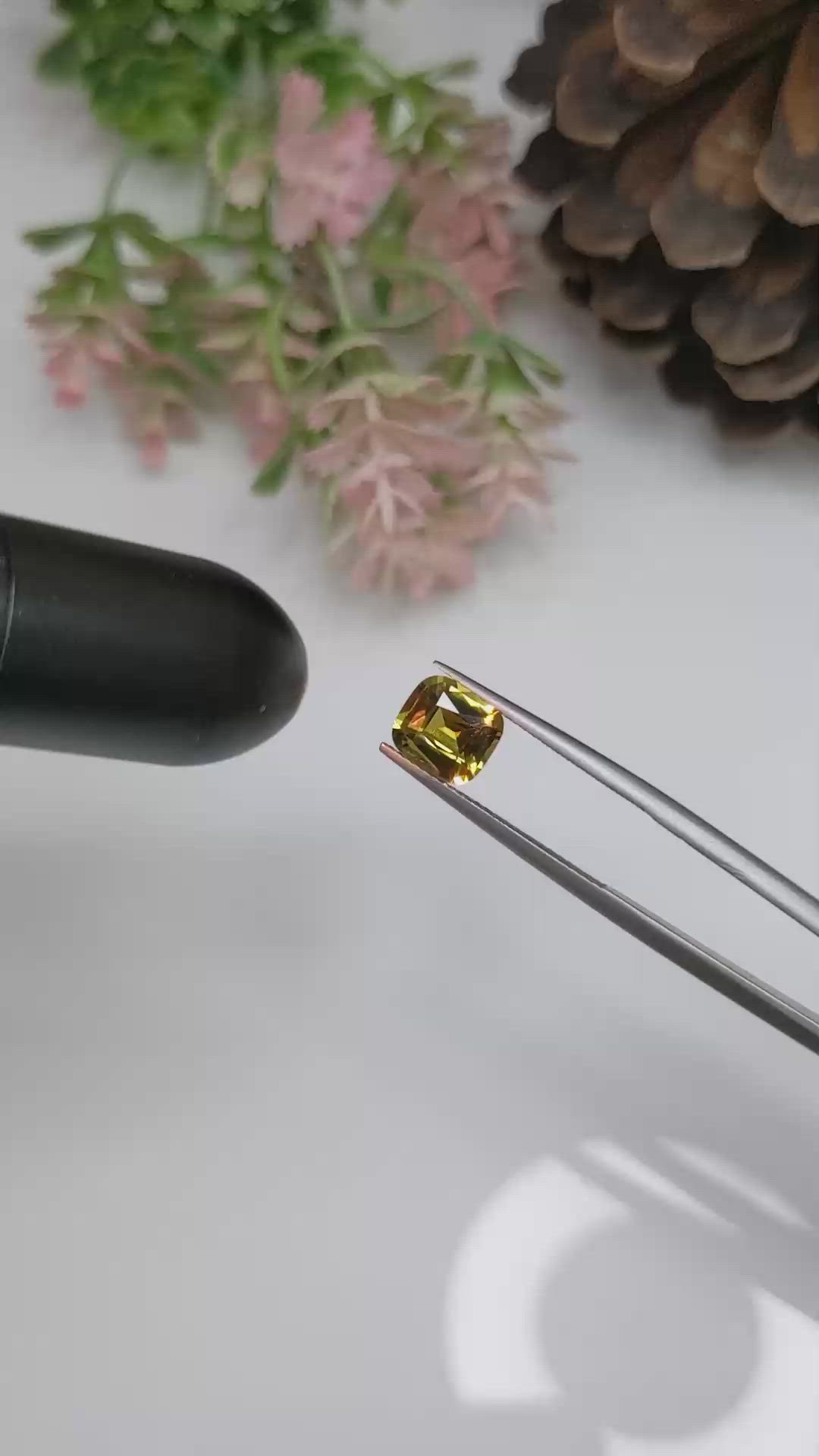 1.93 Ct. Alexandrite from Ceylon (Sri Lanka) Size Video