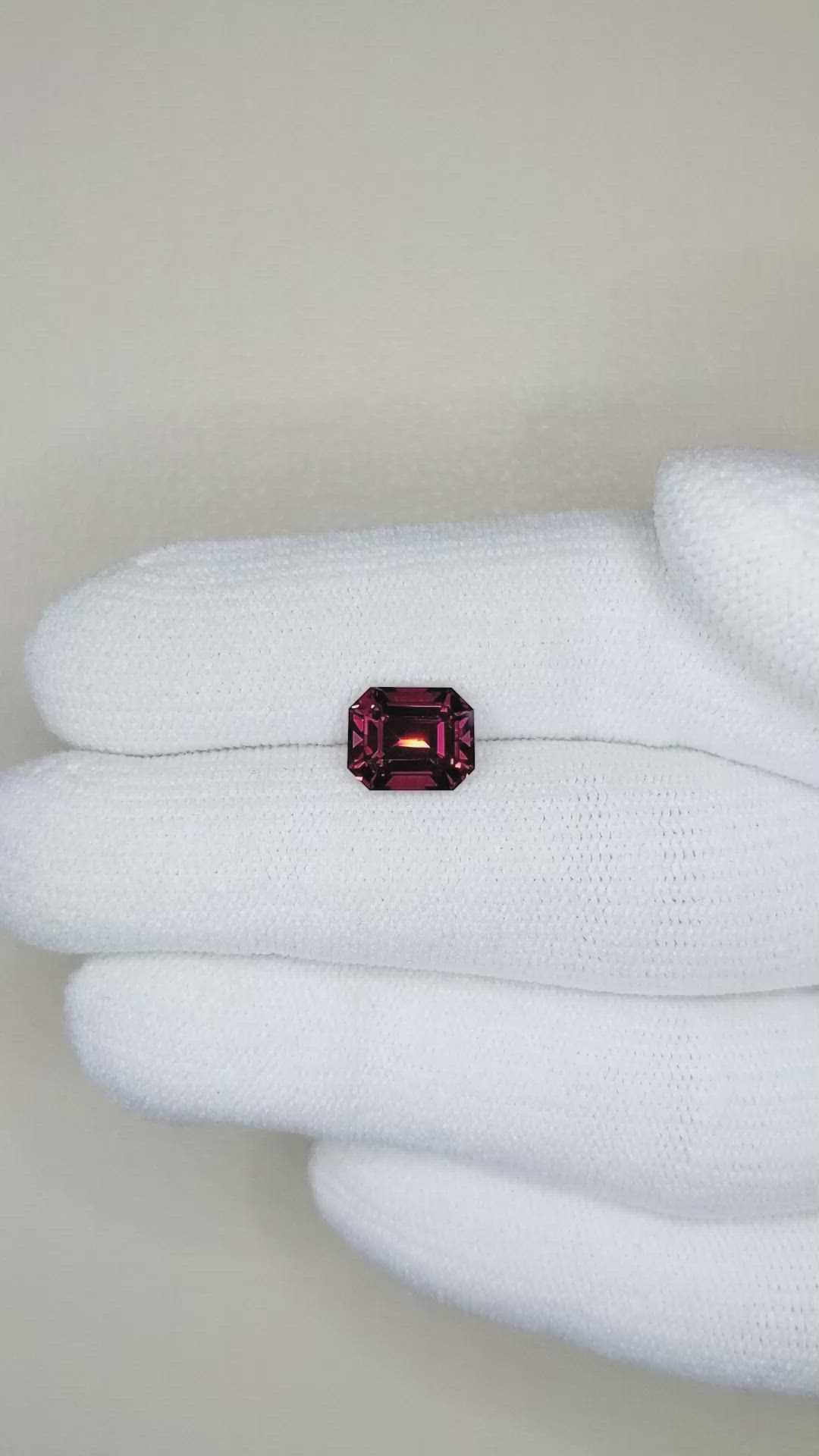 2.55 Ct. Garnet from Ceylon (Sri Lanka) Size Video