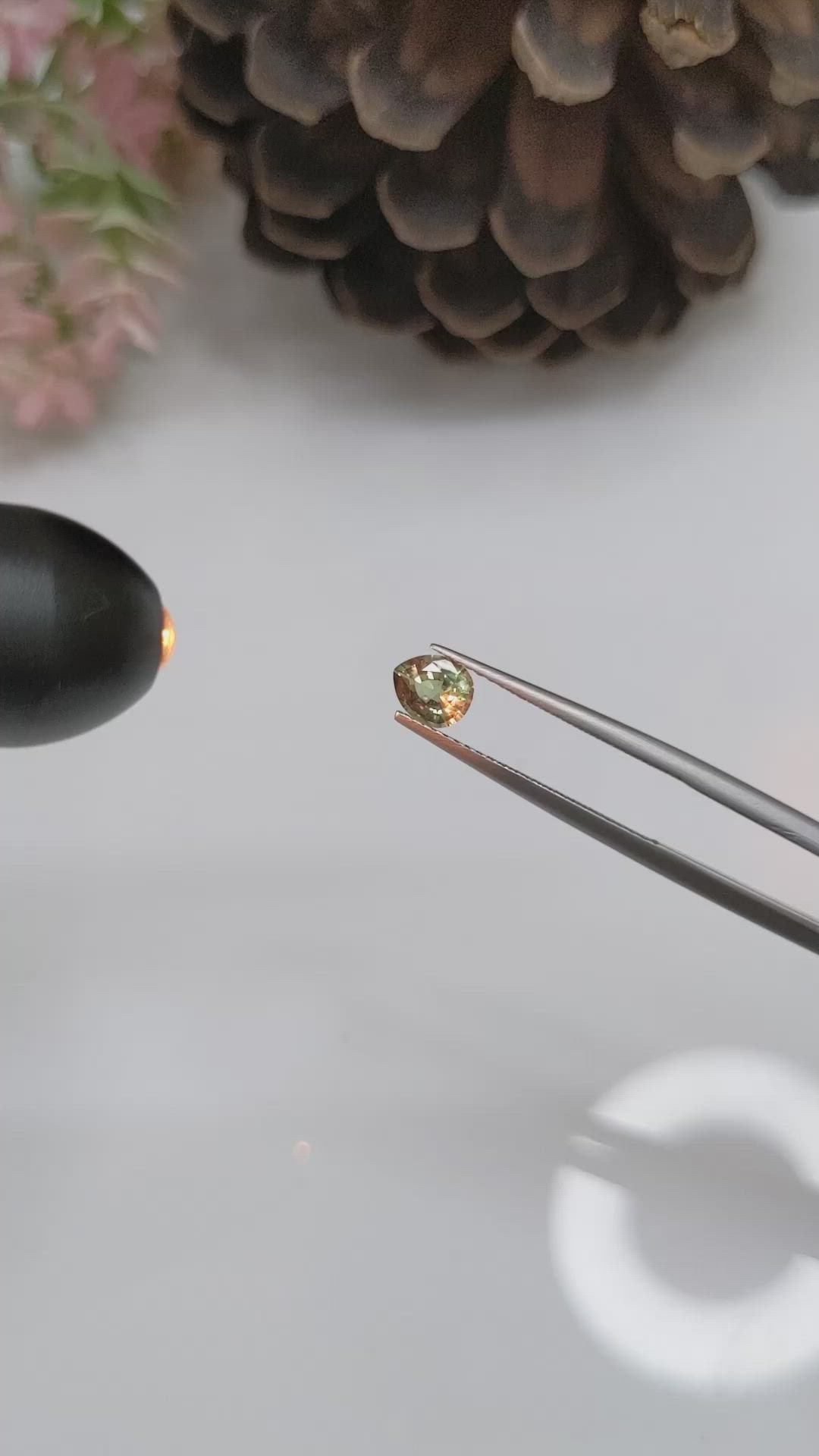 0.54 Ct. Alexandrite from Ceylon (Sri Lanka) Size Video
