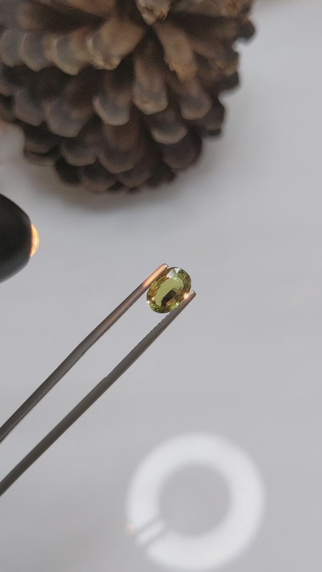 1.29 Ct. Alexandrite from Ceylon (Sri Lanka) Size Video