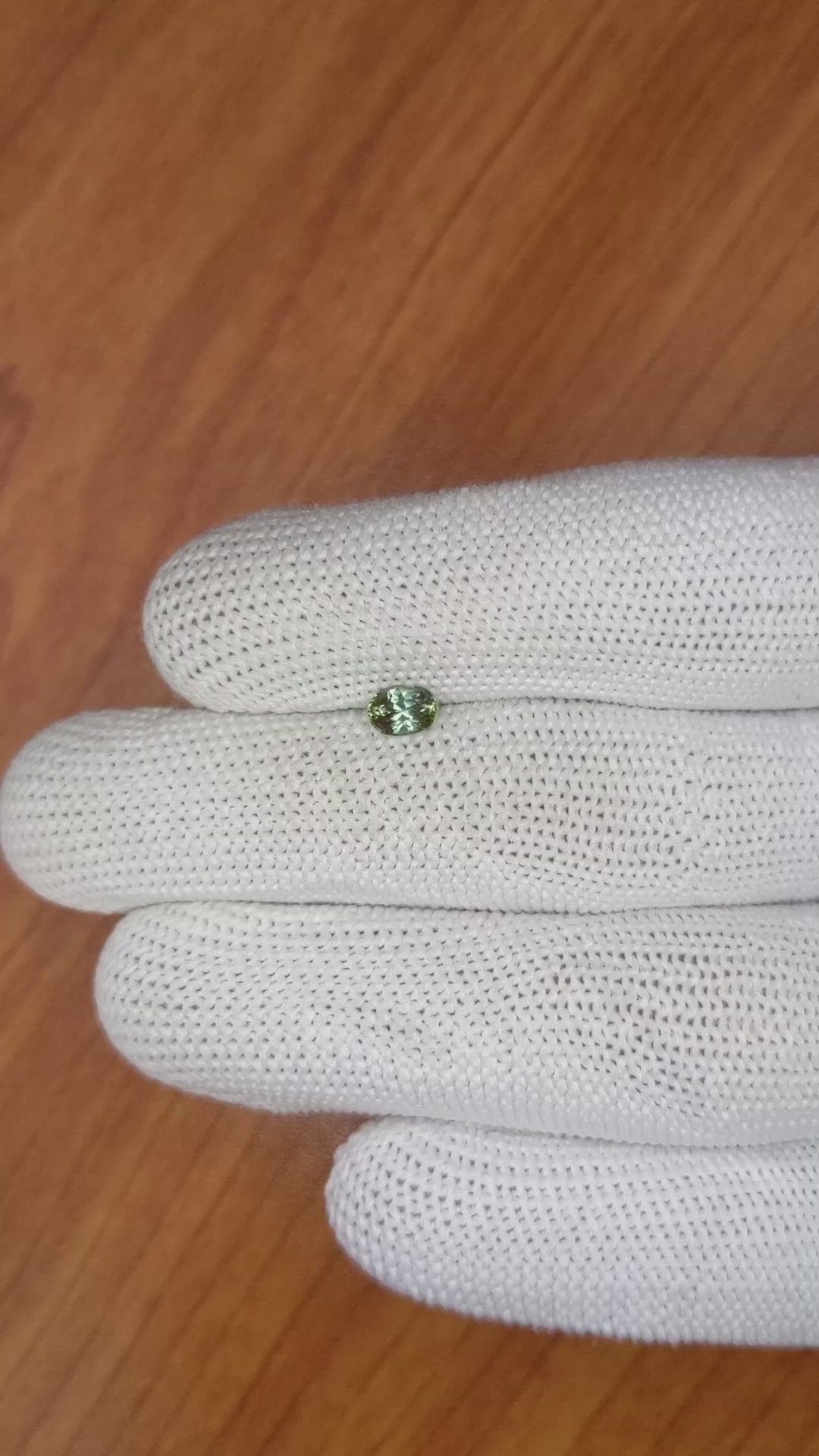 0.52 Ct. Alexandrite from Ceylon (Sri Lanka) Size Video
