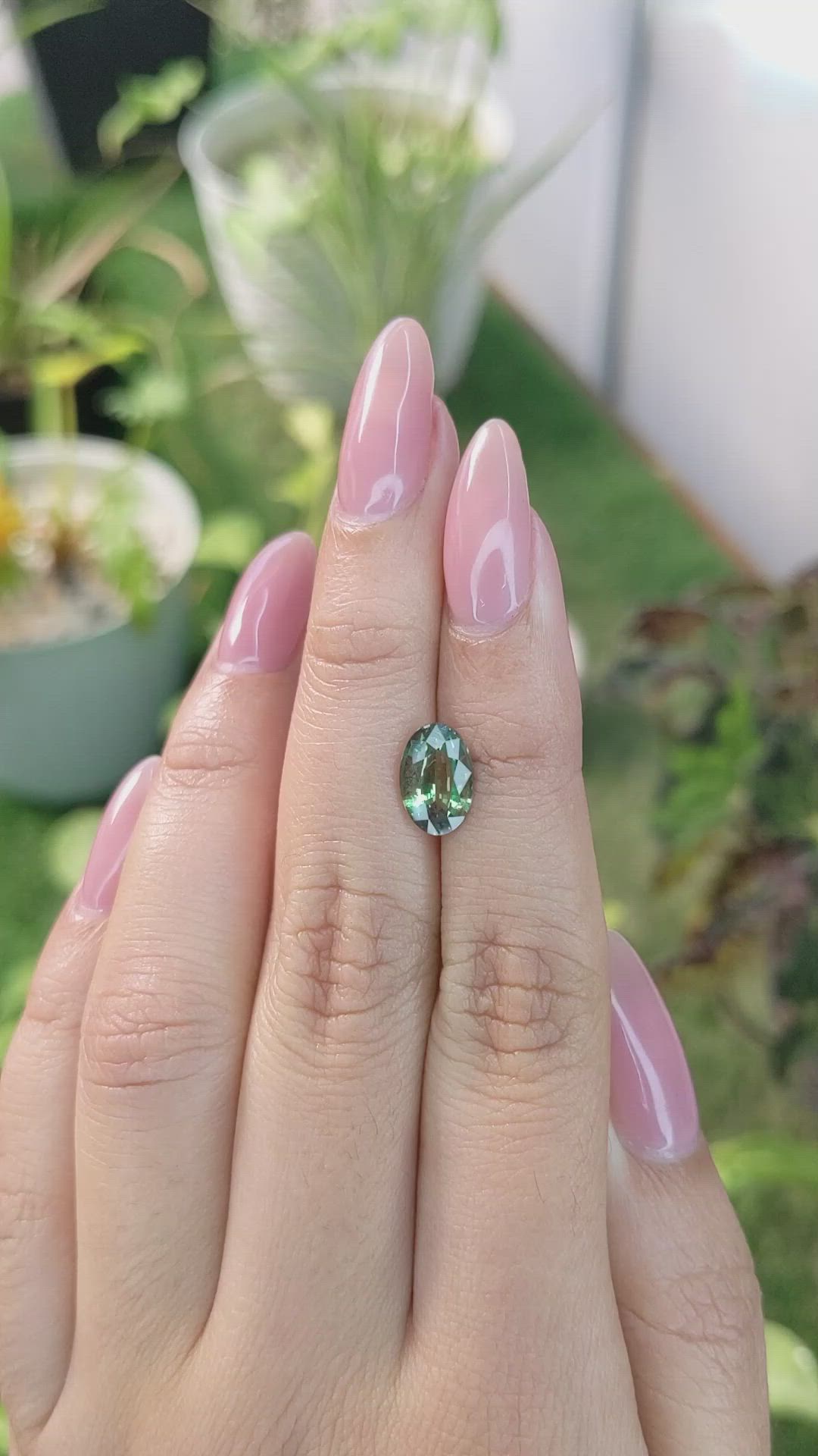 2.10 Ct. Alexandrite from Ceylon (Sri Lanka) Size Video
