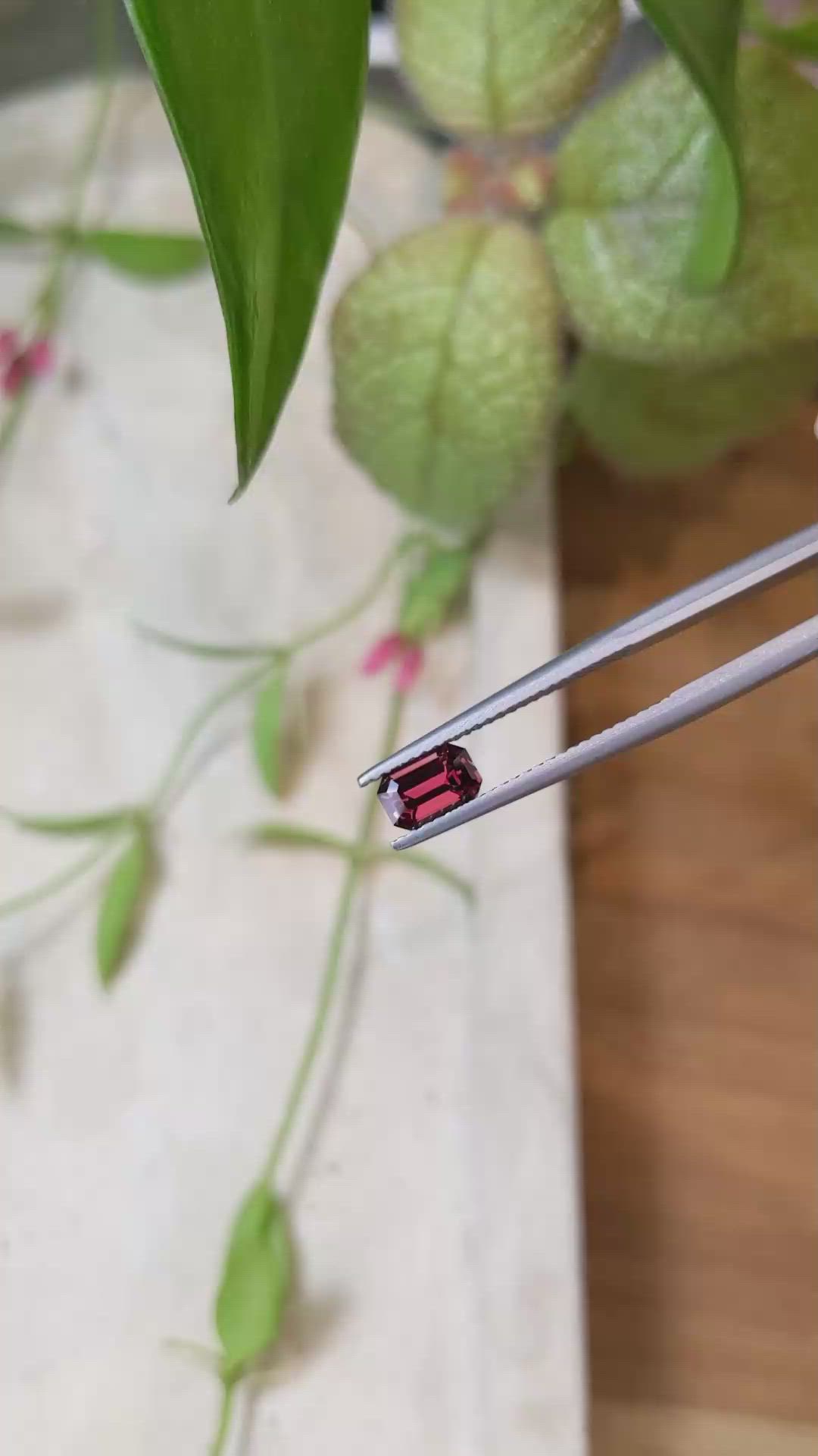 0.89 Ct. Garnet from Ceylon (Sri Lanka) Size Video