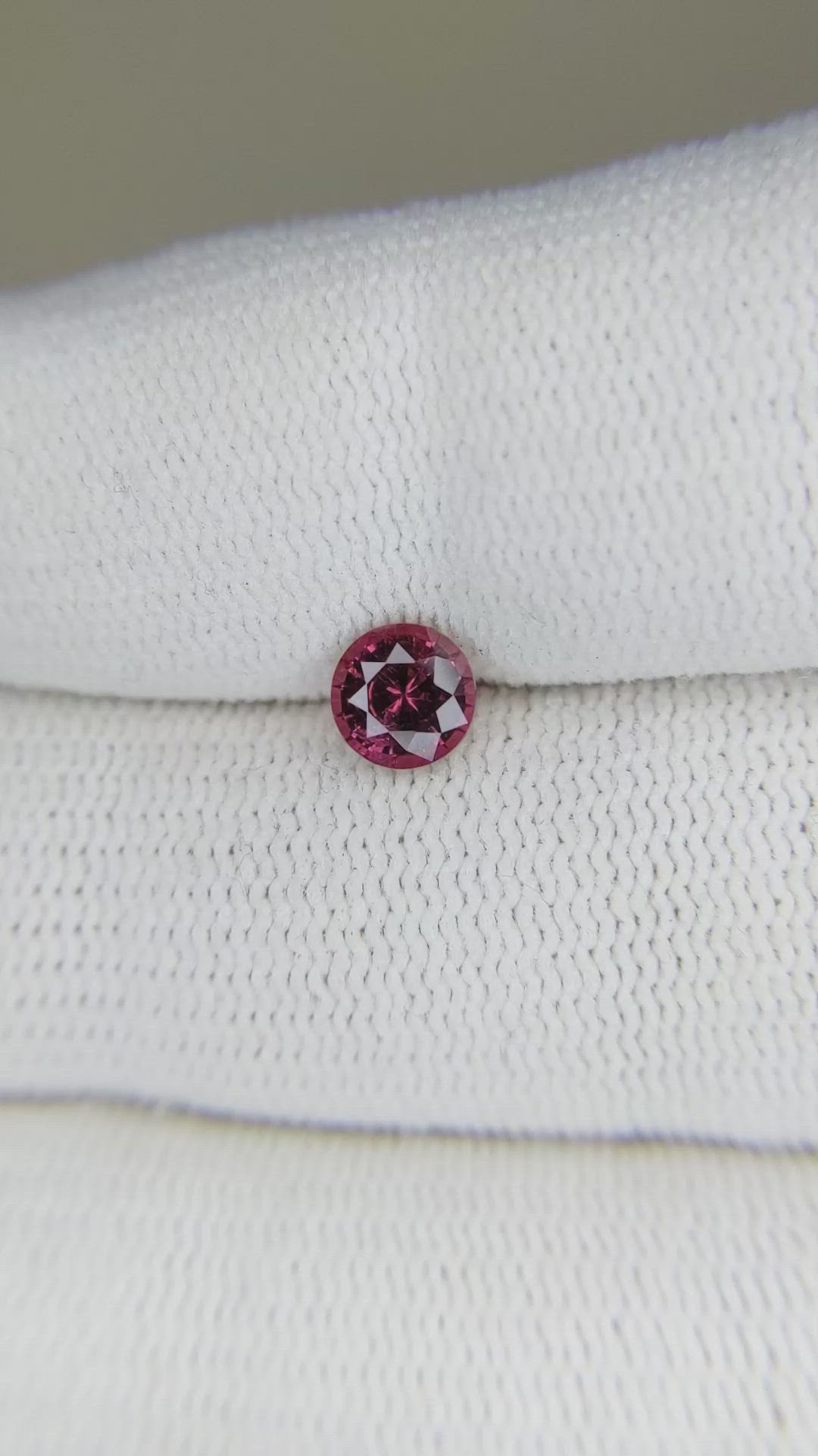 0.70 Ct. Garnet from Ceylon (Sri Lanka) Size Video