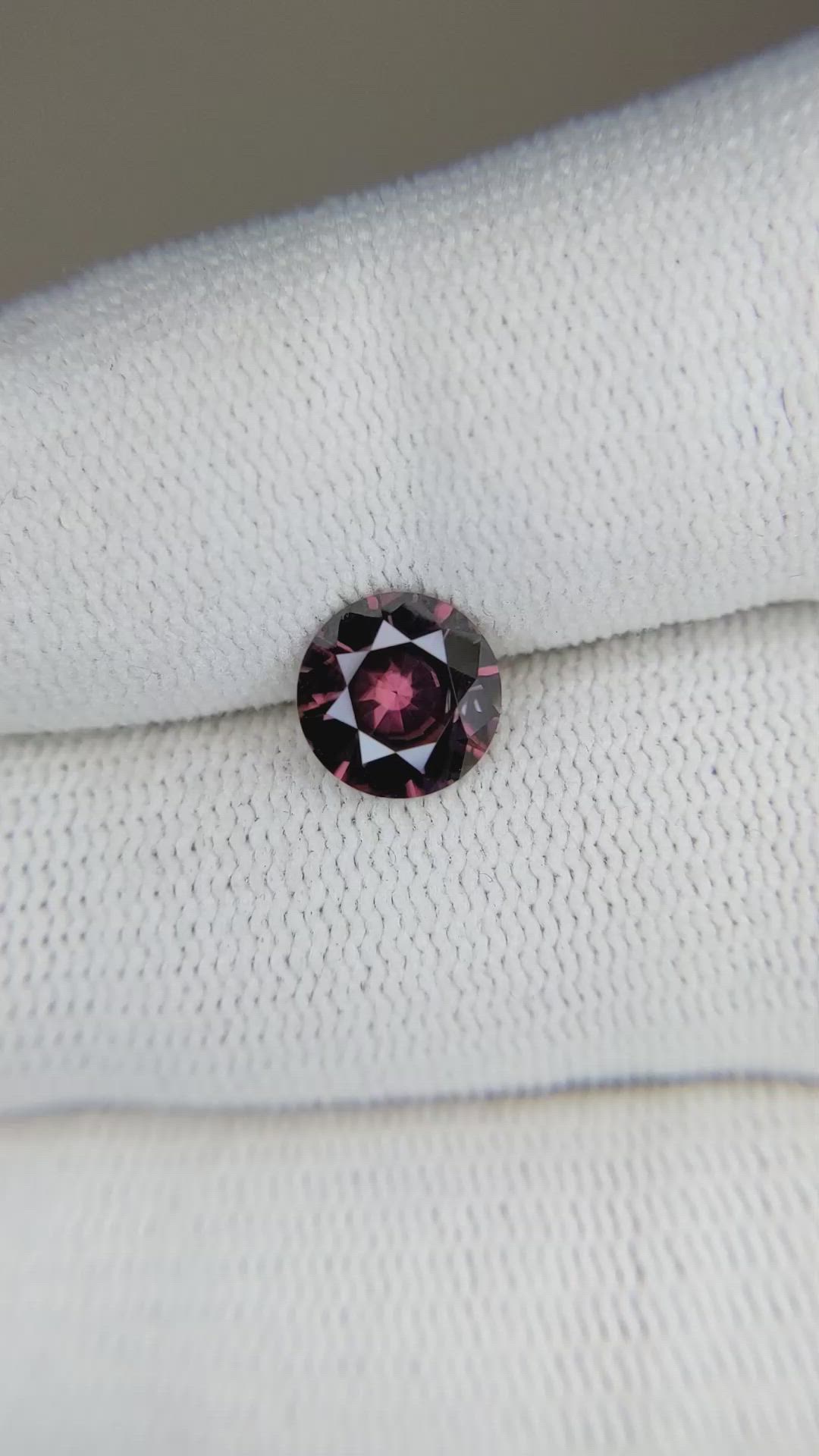 1.83 Ct. Spinel from Ceylon (Sri Lanka) Size Video