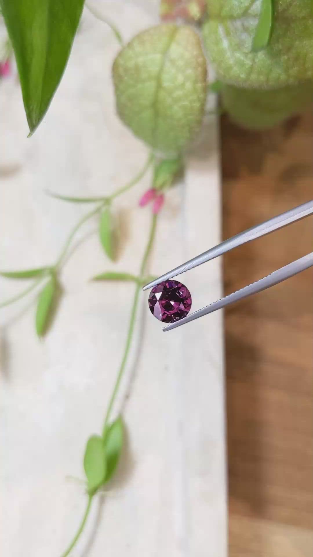 1.83 Ct. Spinel from Ceylon (Sri Lanka) Size Video