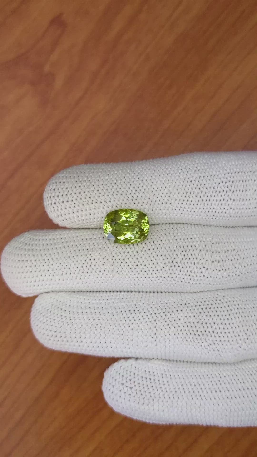 4.29 Ct. Chrysoberyl from Ceylon (Sri Lanka) Size Video