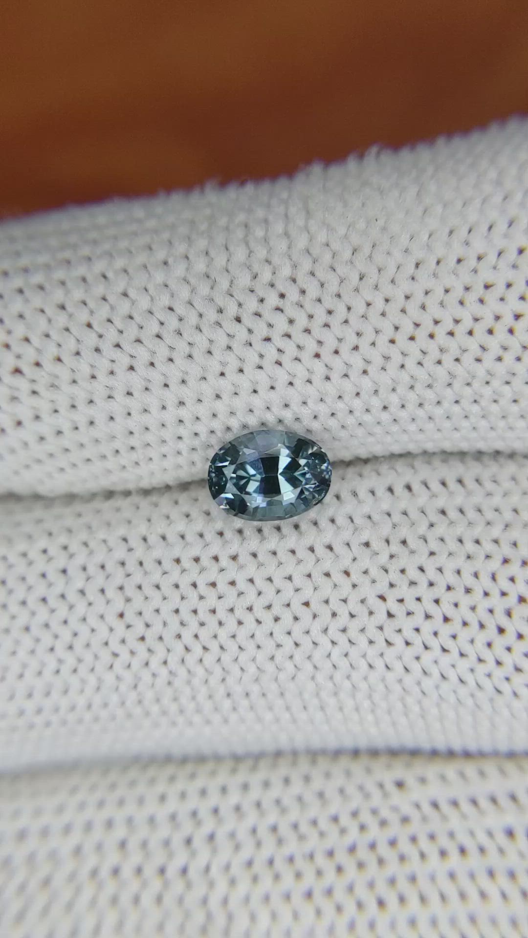 1.06 Ct. Spinel from Ceylon (Sri Lanka) Size Video