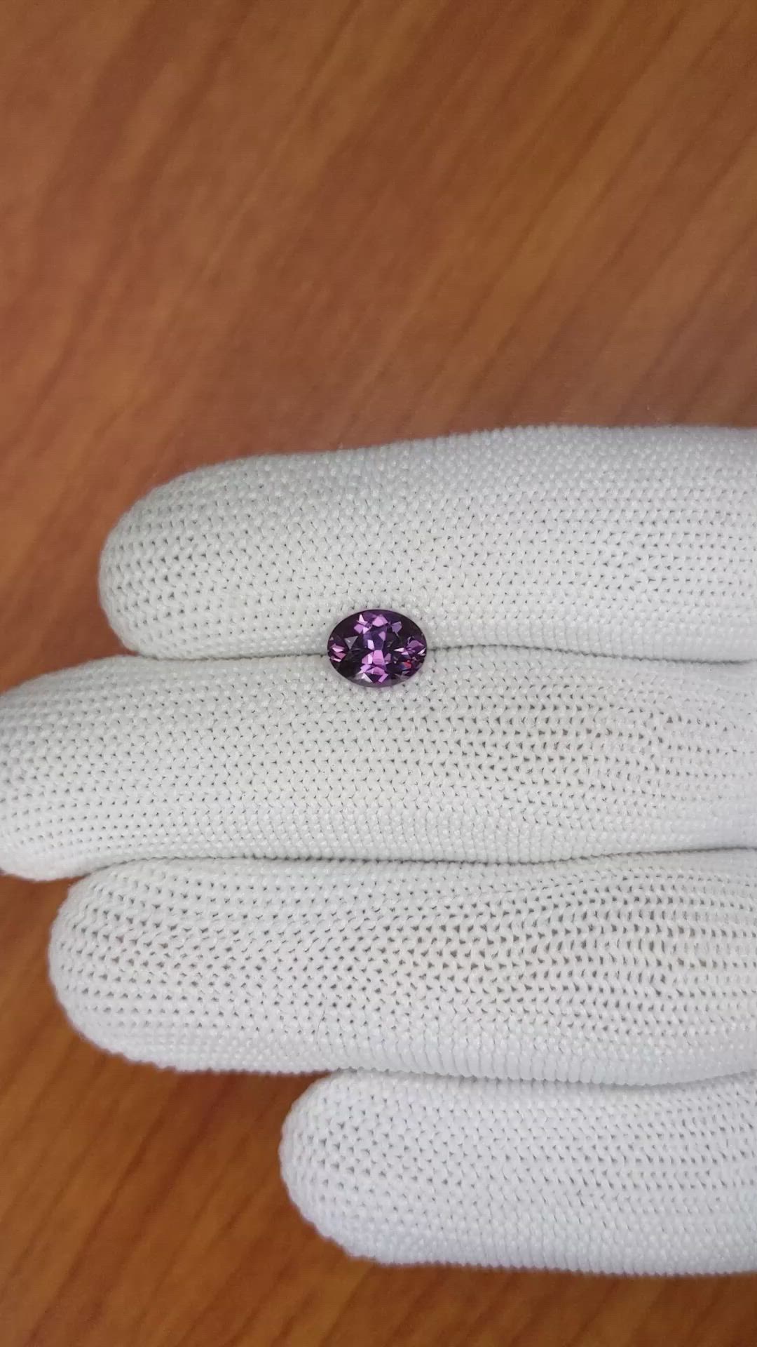 1.41 Ct. Spinel from Ceylon (Sri Lanka) Size Video