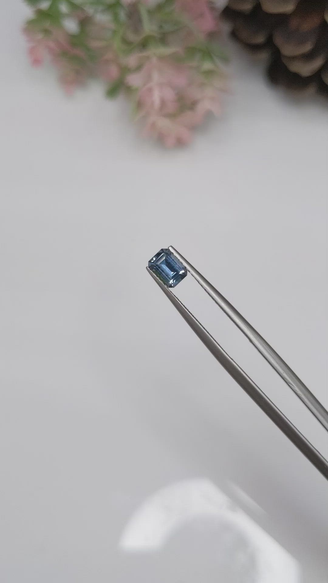 0.67 Ct. Spinel from Ceylon (Sri Lanka) Size Video