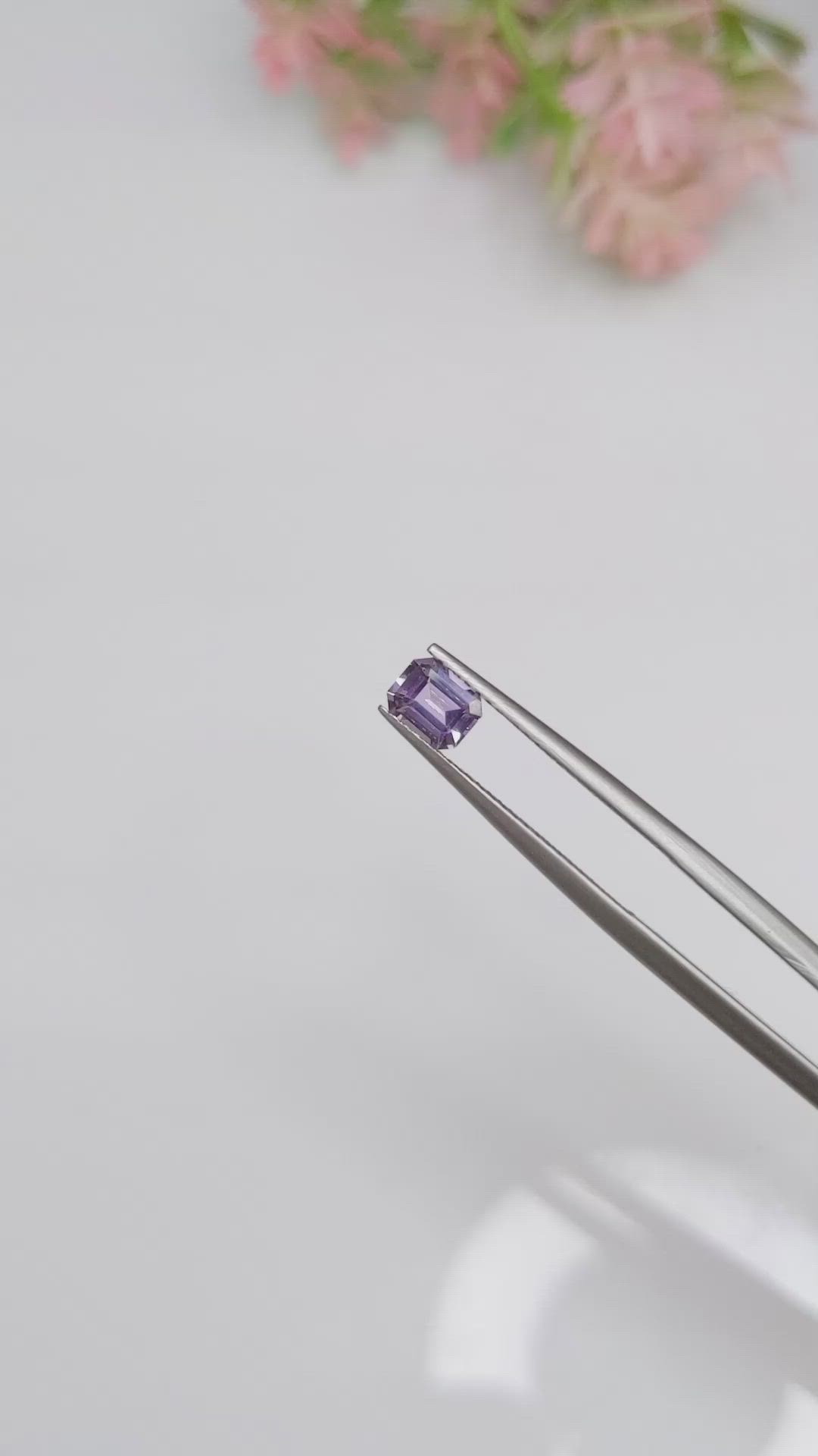 0.56 Ct. Spinel from Ceylon (Sri Lanka) Size Video