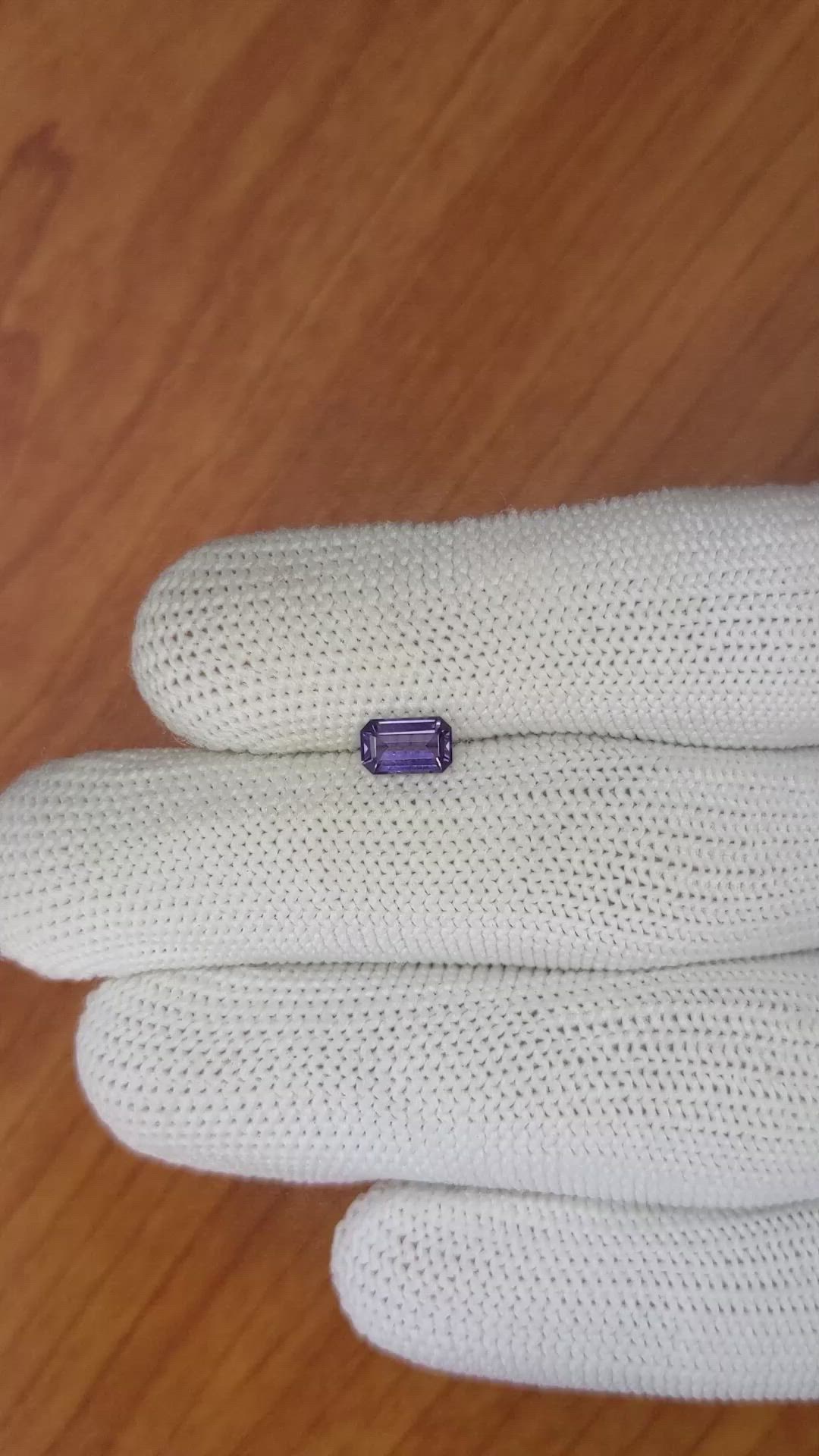 0.66 Ct. Spinel from Ceylon (Sri Lanka) Size Video