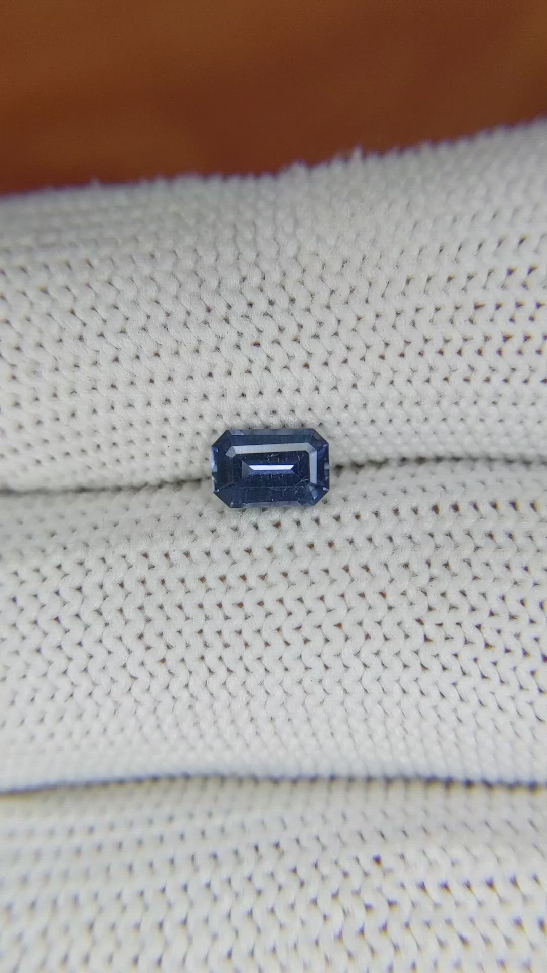 0.65 Ct. Spinel from Ceylon (Sri Lanka) Size Video